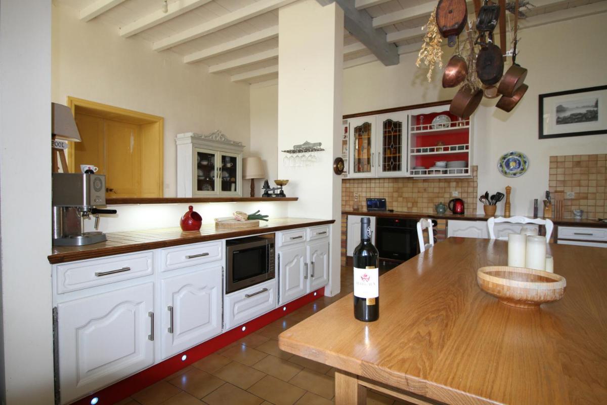 The Chateau at Petit Champagne view 3
