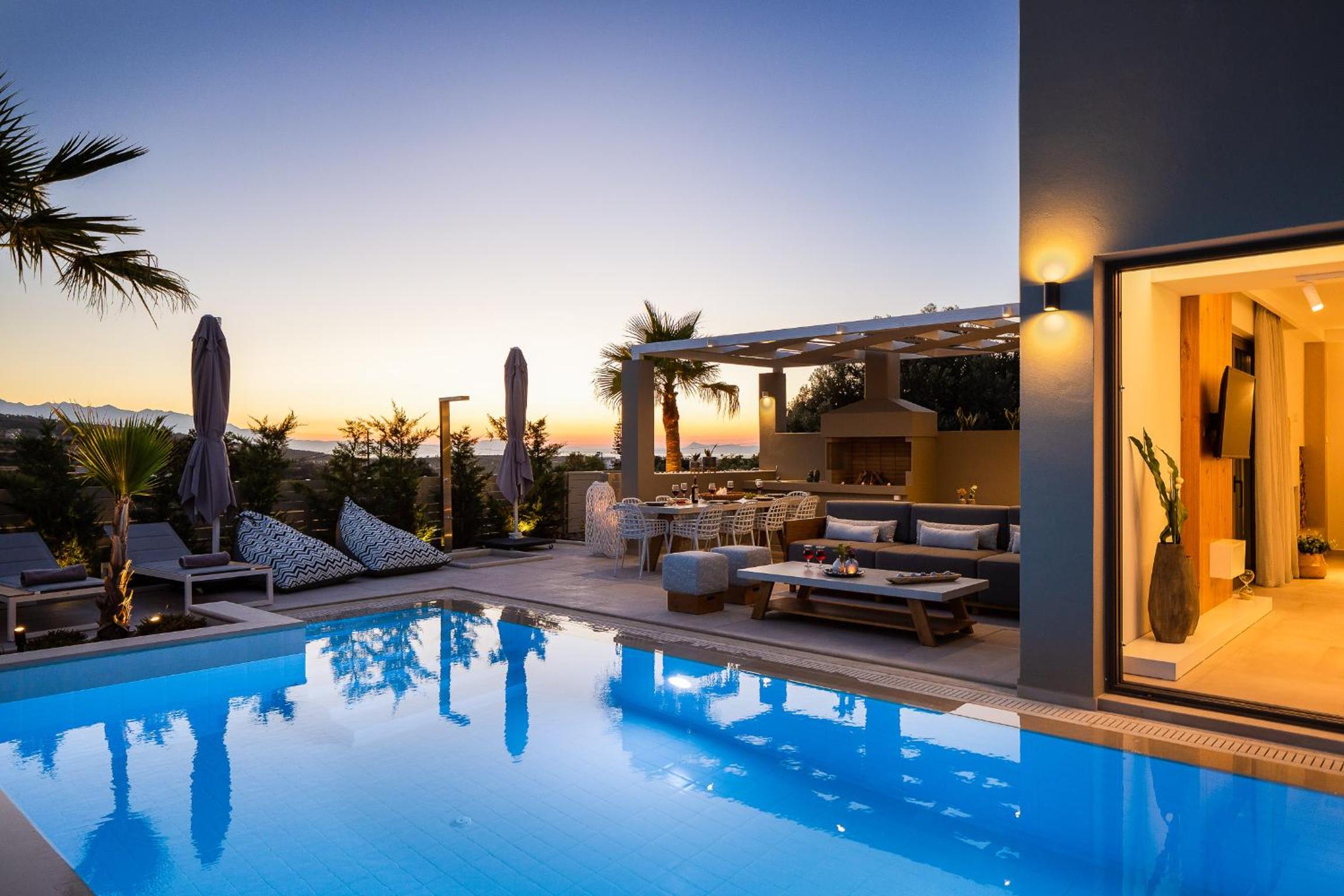 Vasilios Villa, with Pool, Gym & Close to Beach, By ThinkVilla — photo 5