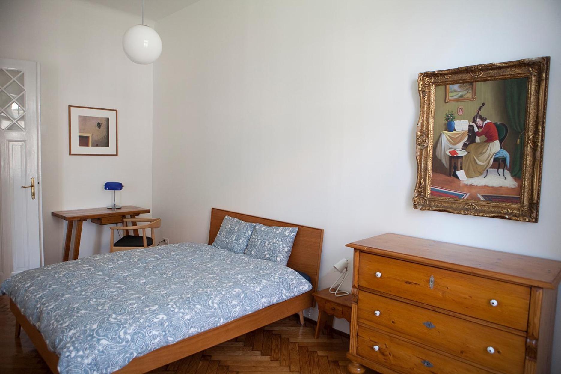 NEW GrandRiverBudapest Apartment - 120 sqm - Elevator view 3