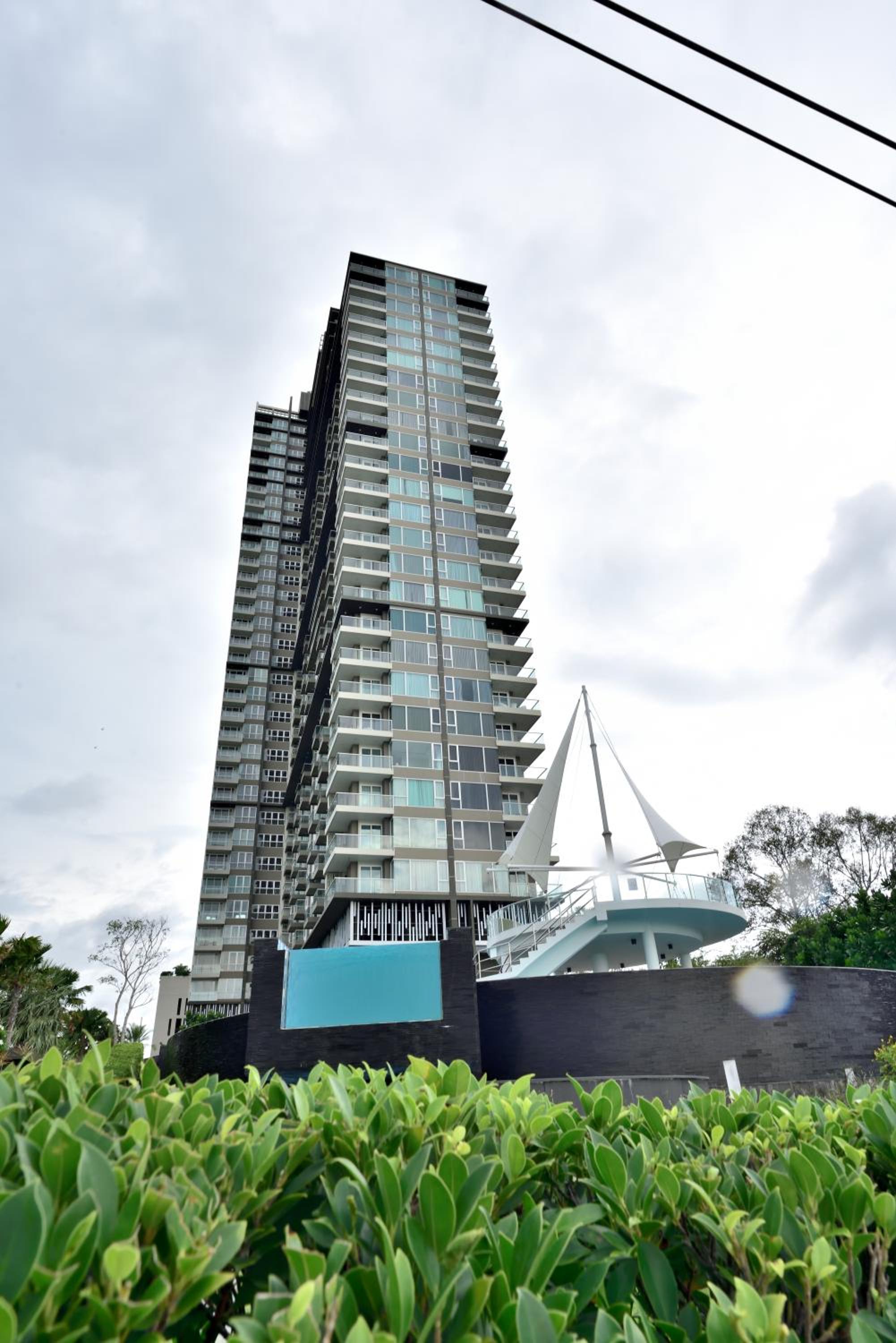 Delmare Beachfront Bangsaray Premium Condominium view 4