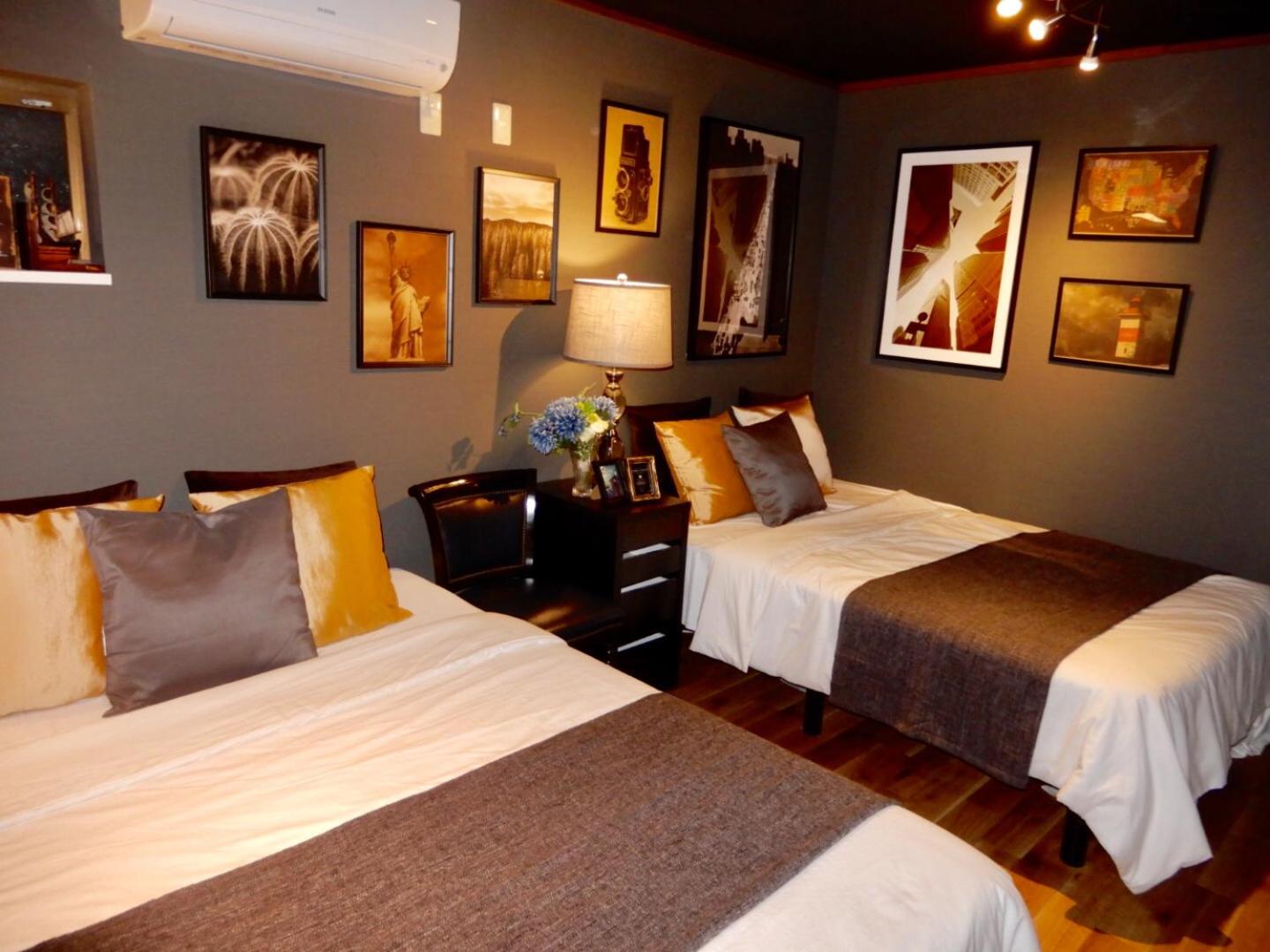 hotel room