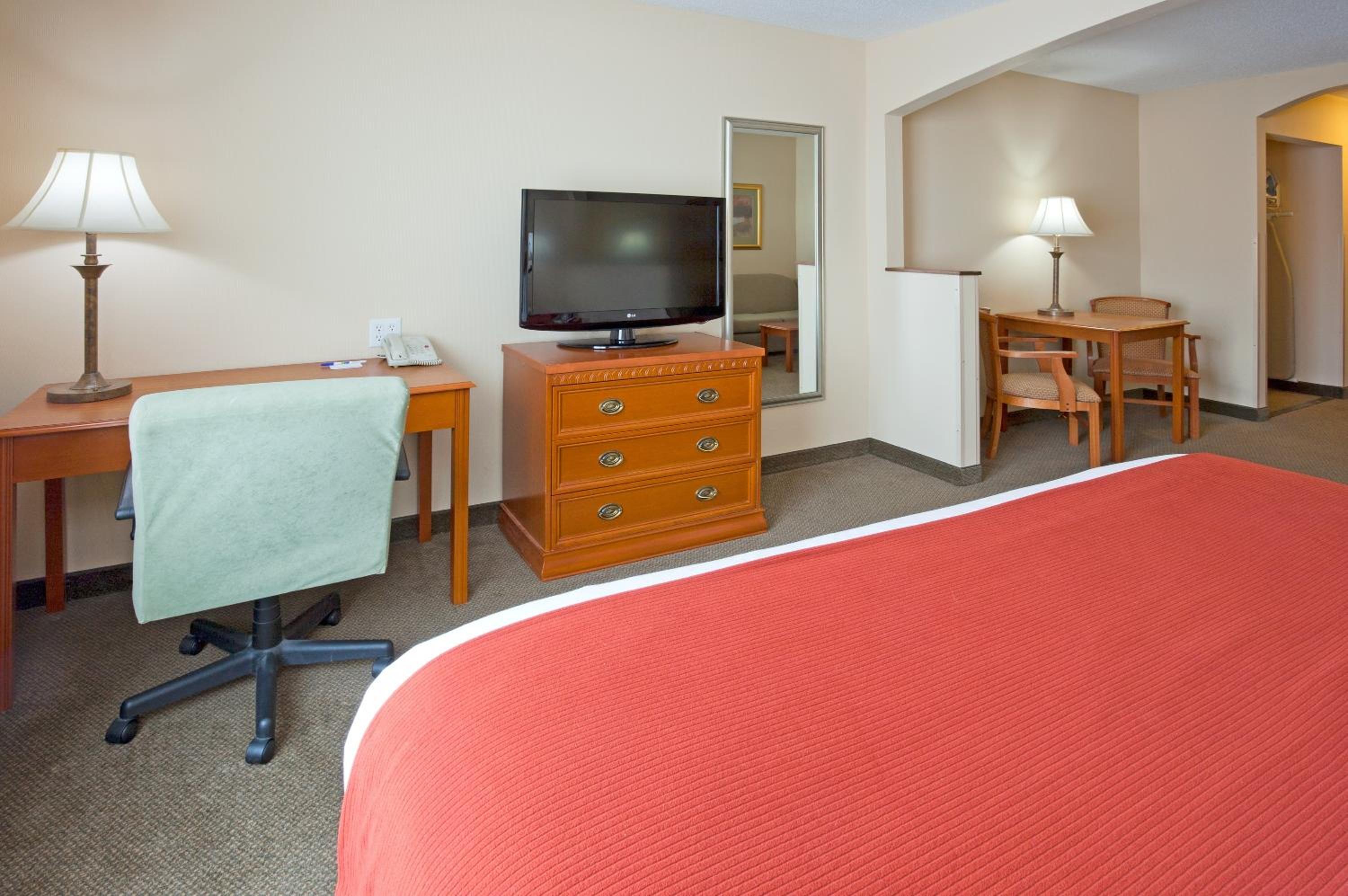 Spark by Hilton La Crosse Onalaska view 4