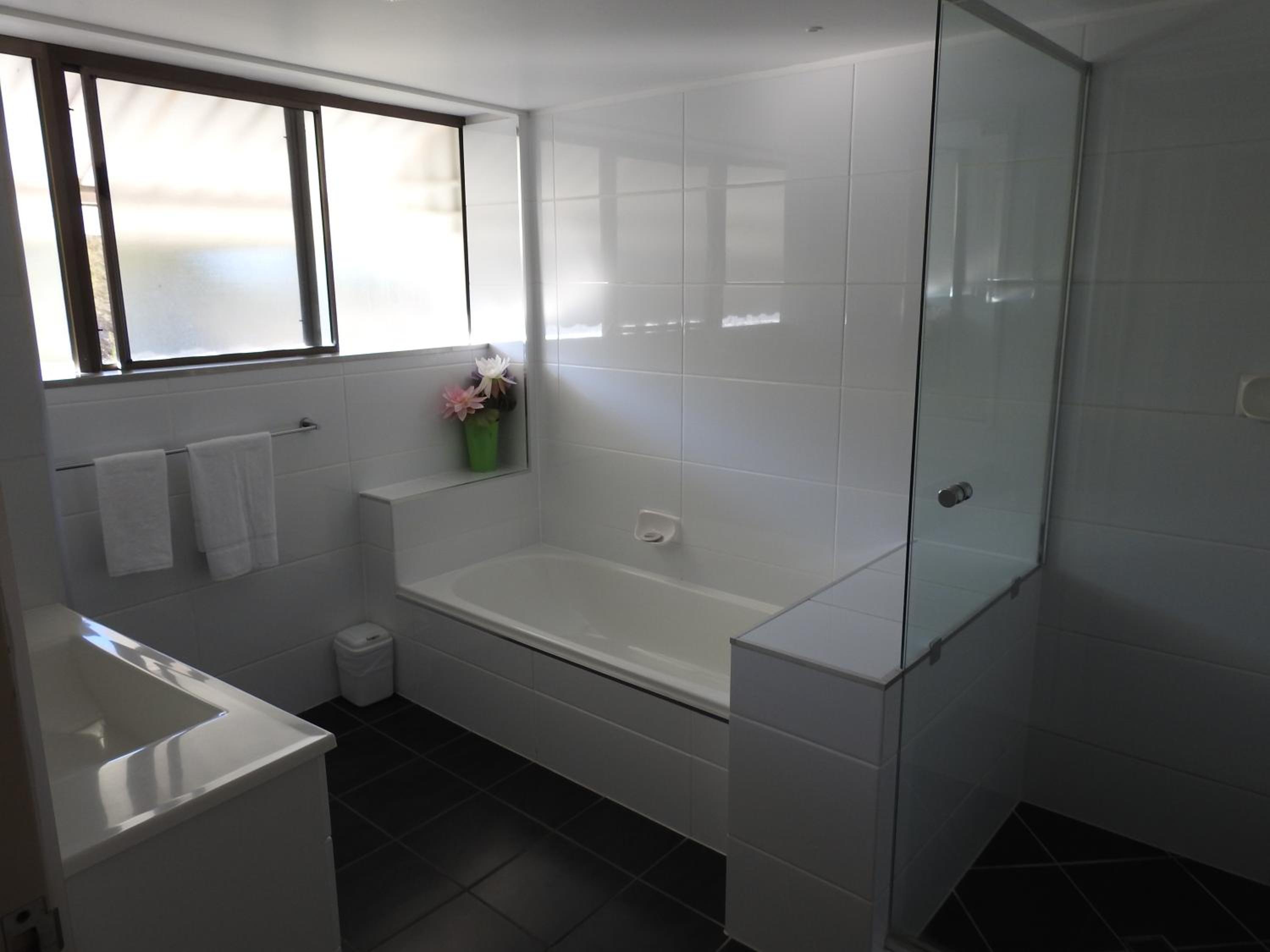 Placid Waters Holiday Apartments view 5