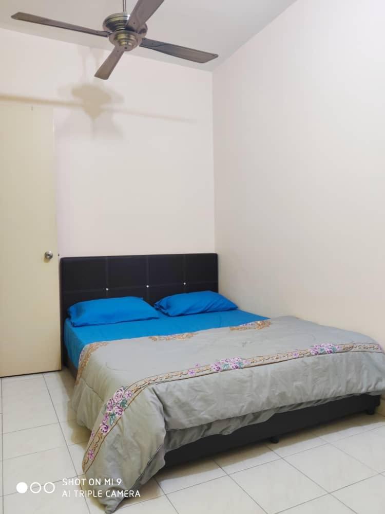 HOMESTAY GOMBAK PERMAI photo 2