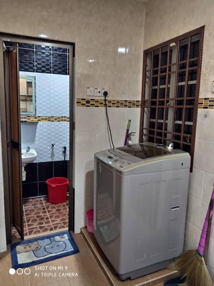 HOMESTAY GOMBAK PERMAI photo 5