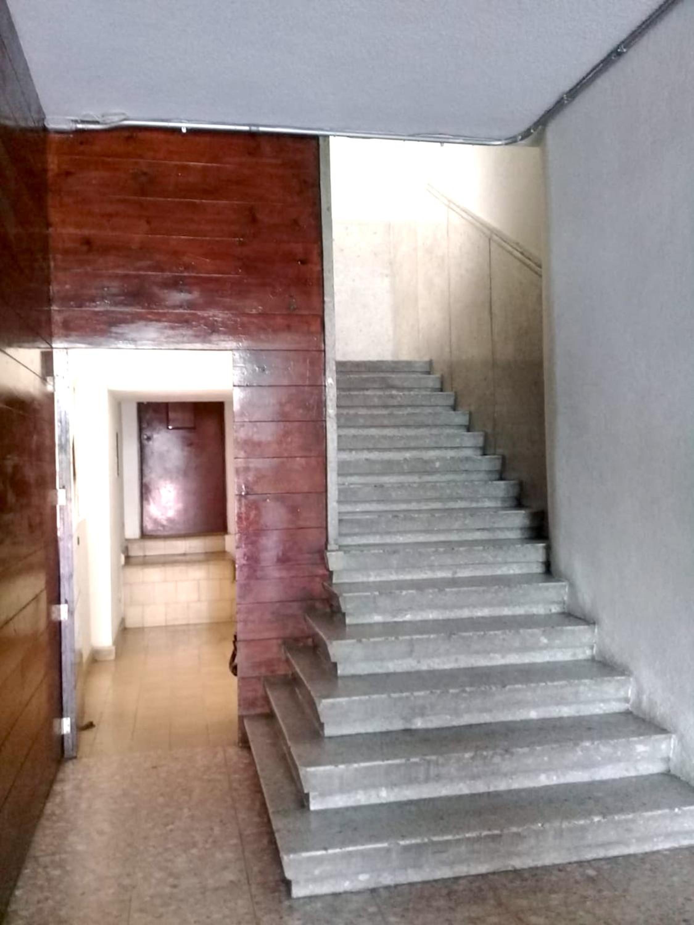 Roma Sur Apartments with Balcony - Family Friendly view 2