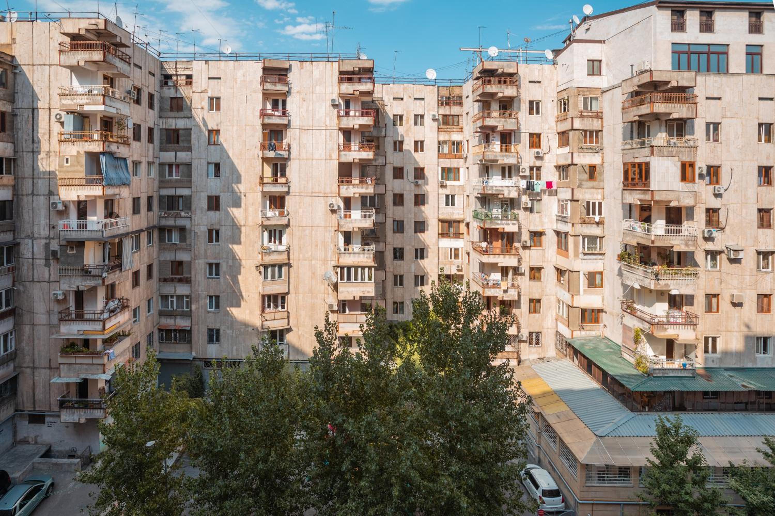 Apartments on Yekmalyan 1 street