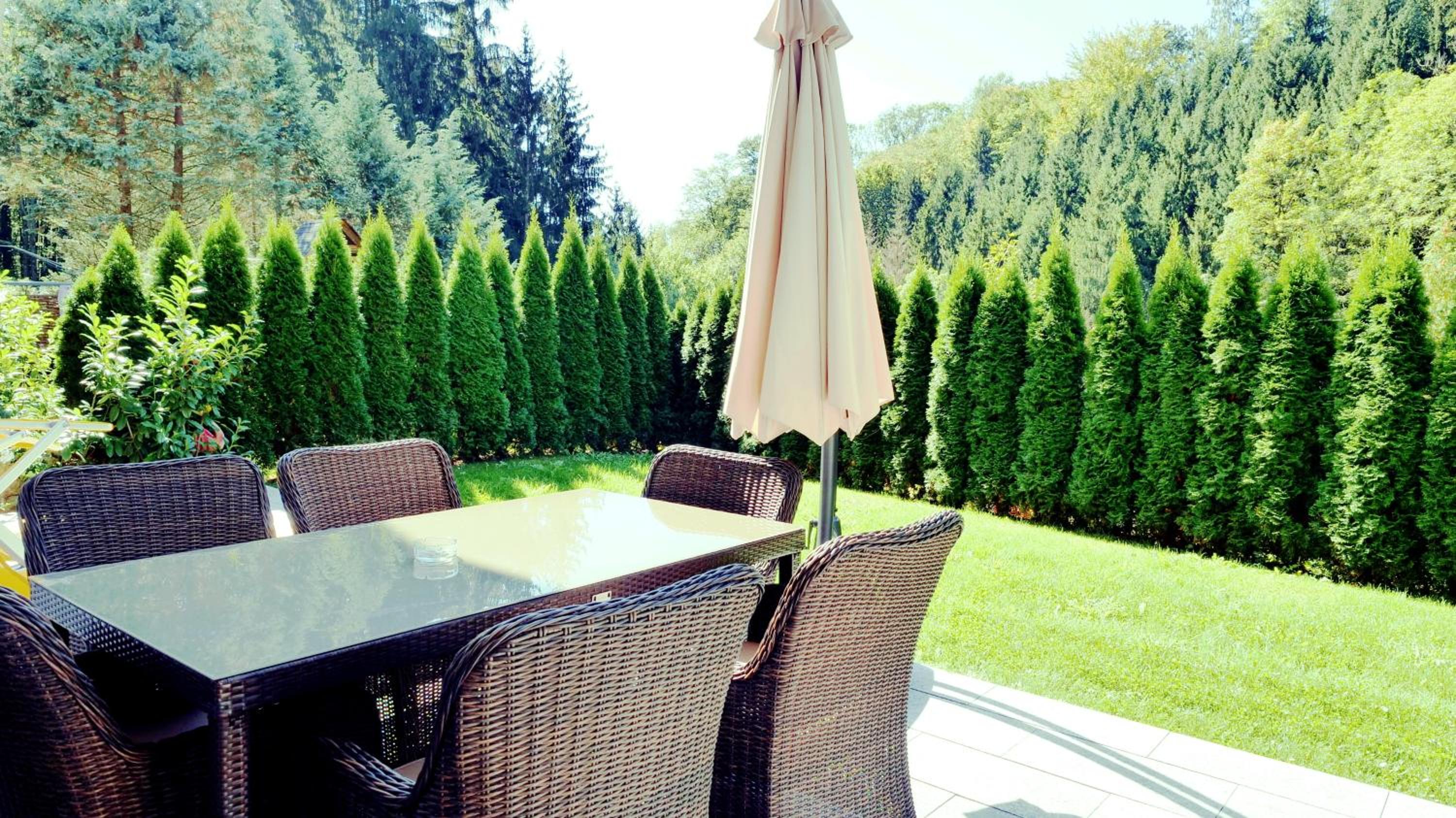 Flamind Holiday Apartments mit Garten und Grill