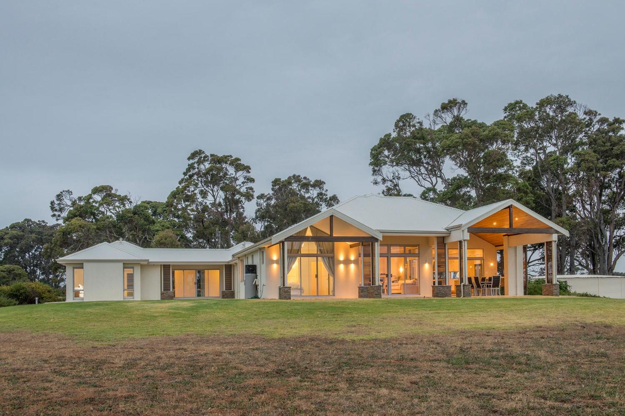 Metricup House - elegant country retreat
