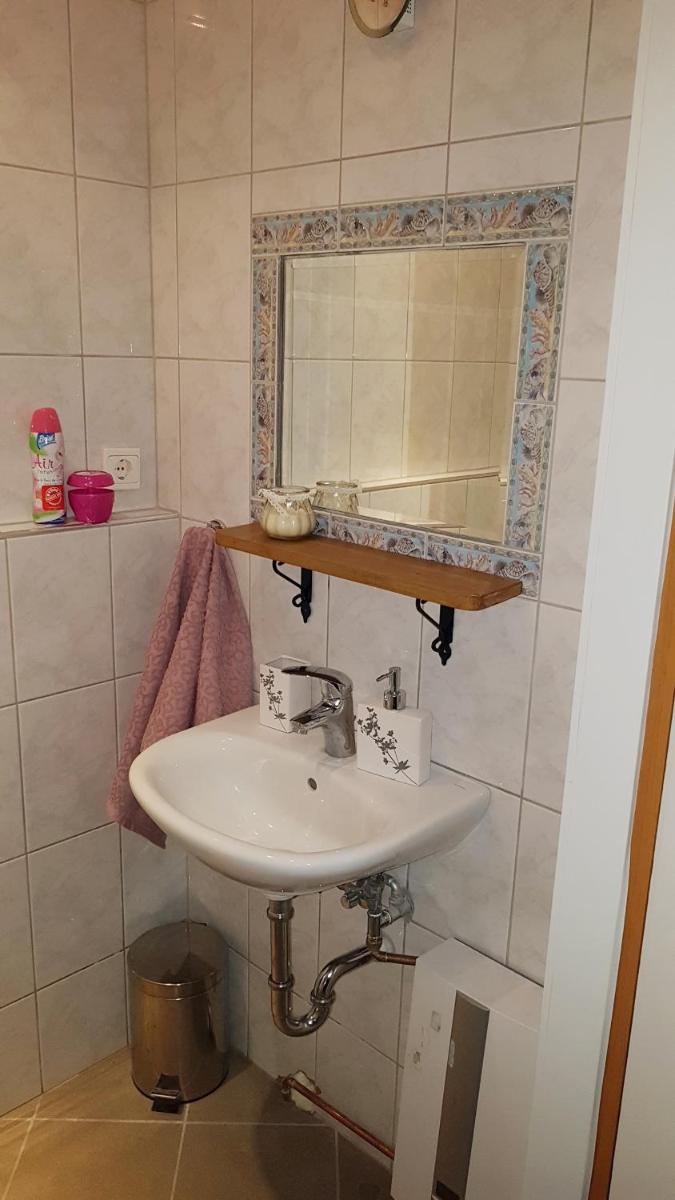Photo 16