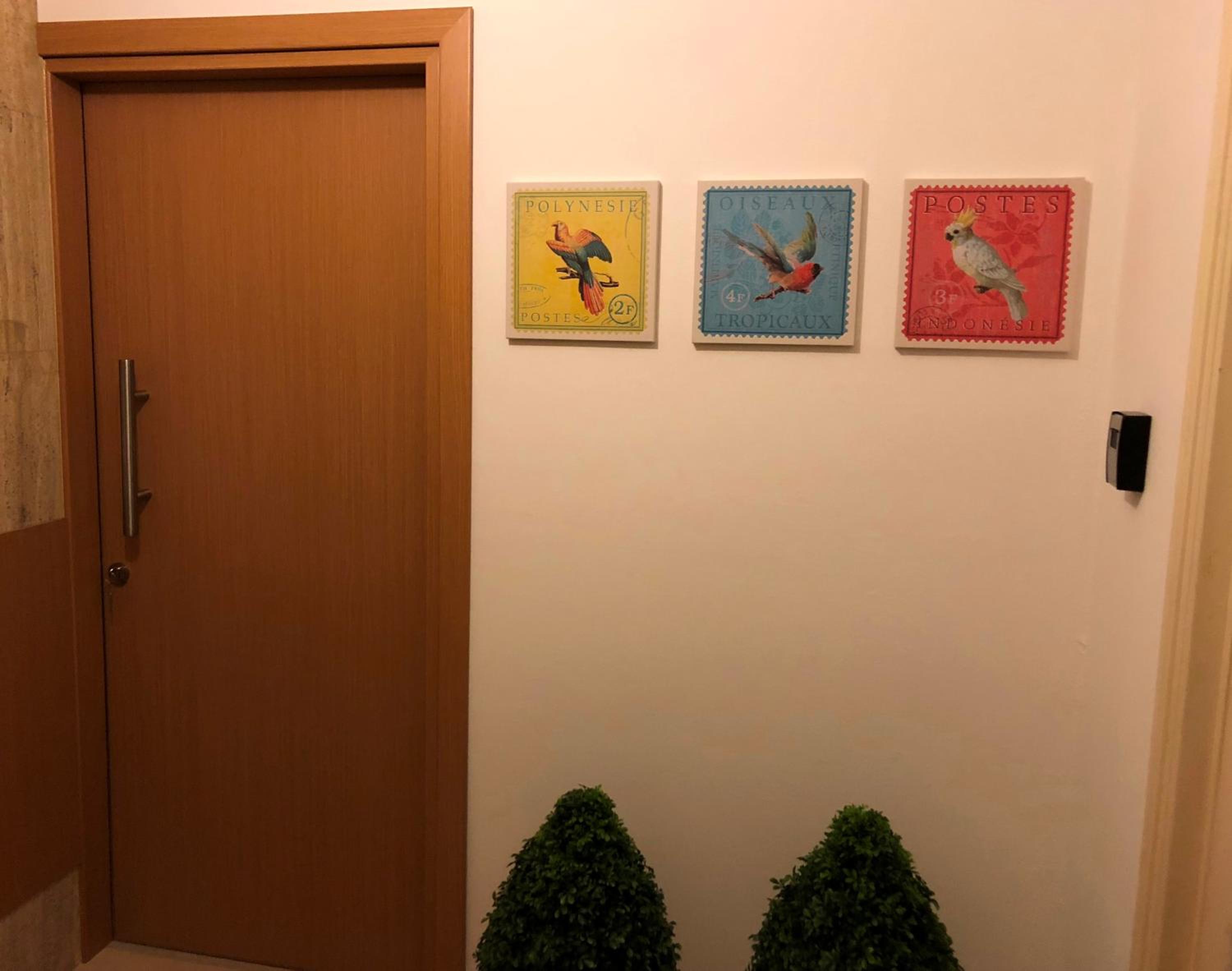 Kennedy Deluxe Suites — photo 18