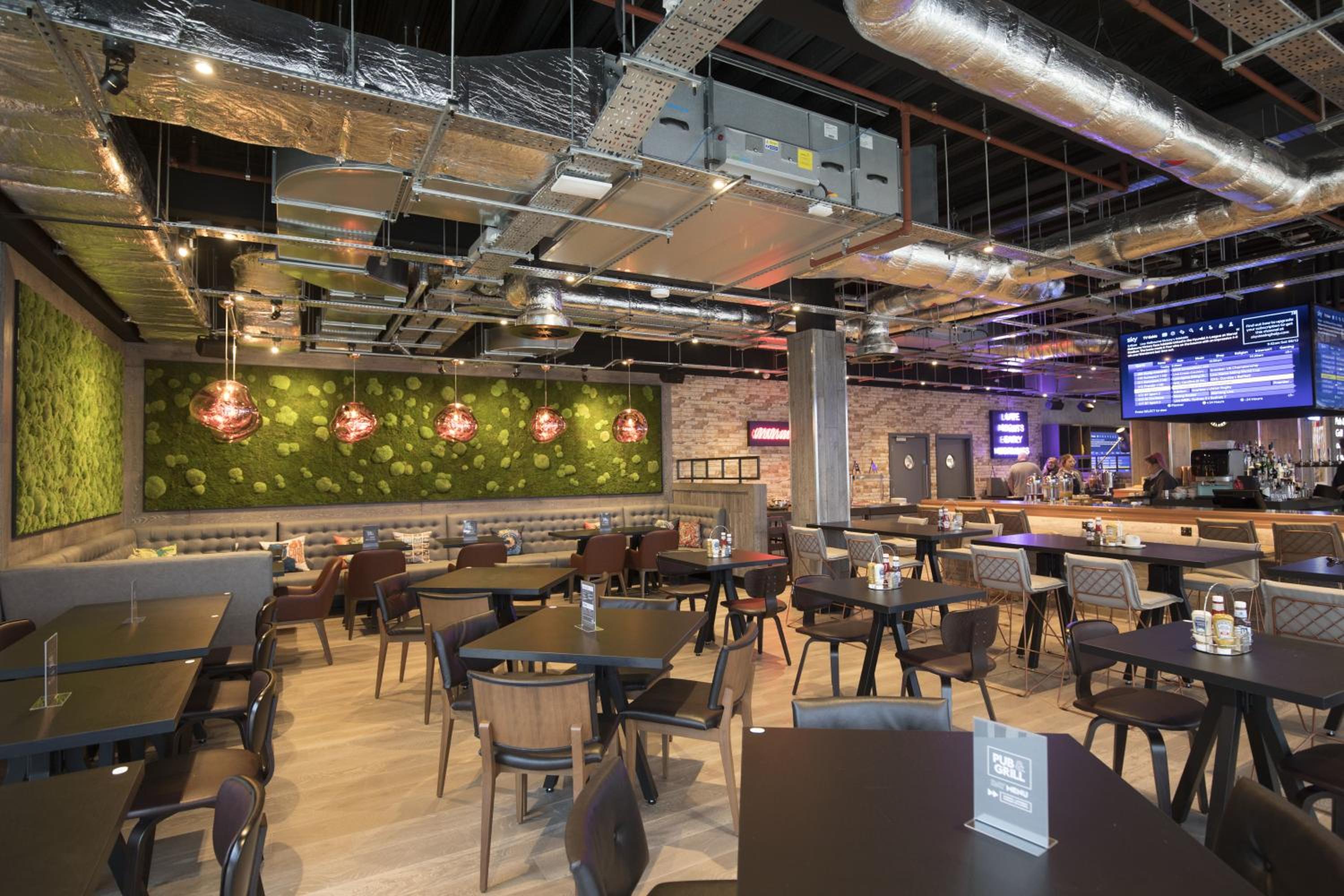 Basingstoke Vacations - Village Hotel Basingstoke - Property Image 4