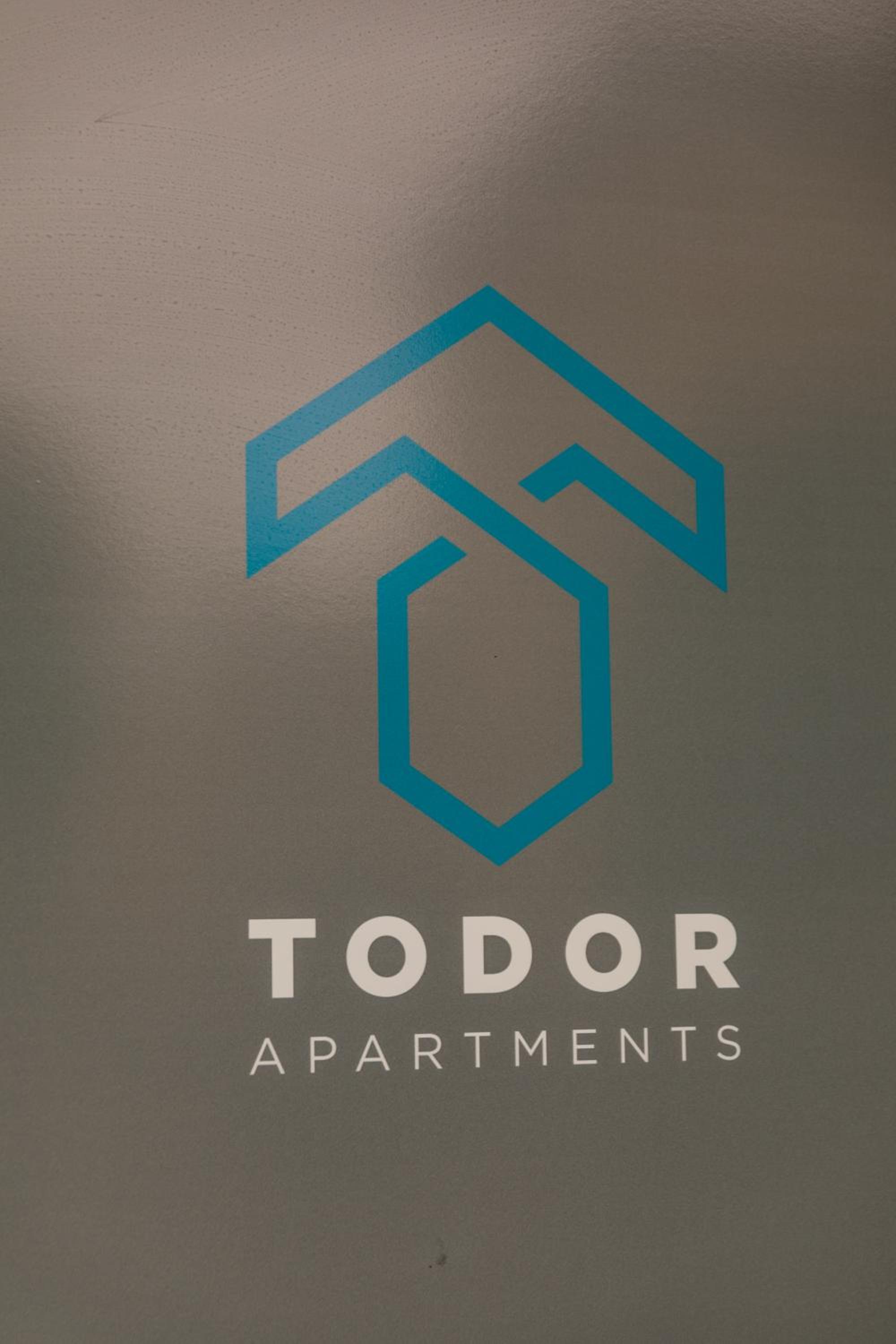 TODOR APARTMENTS Center view 4