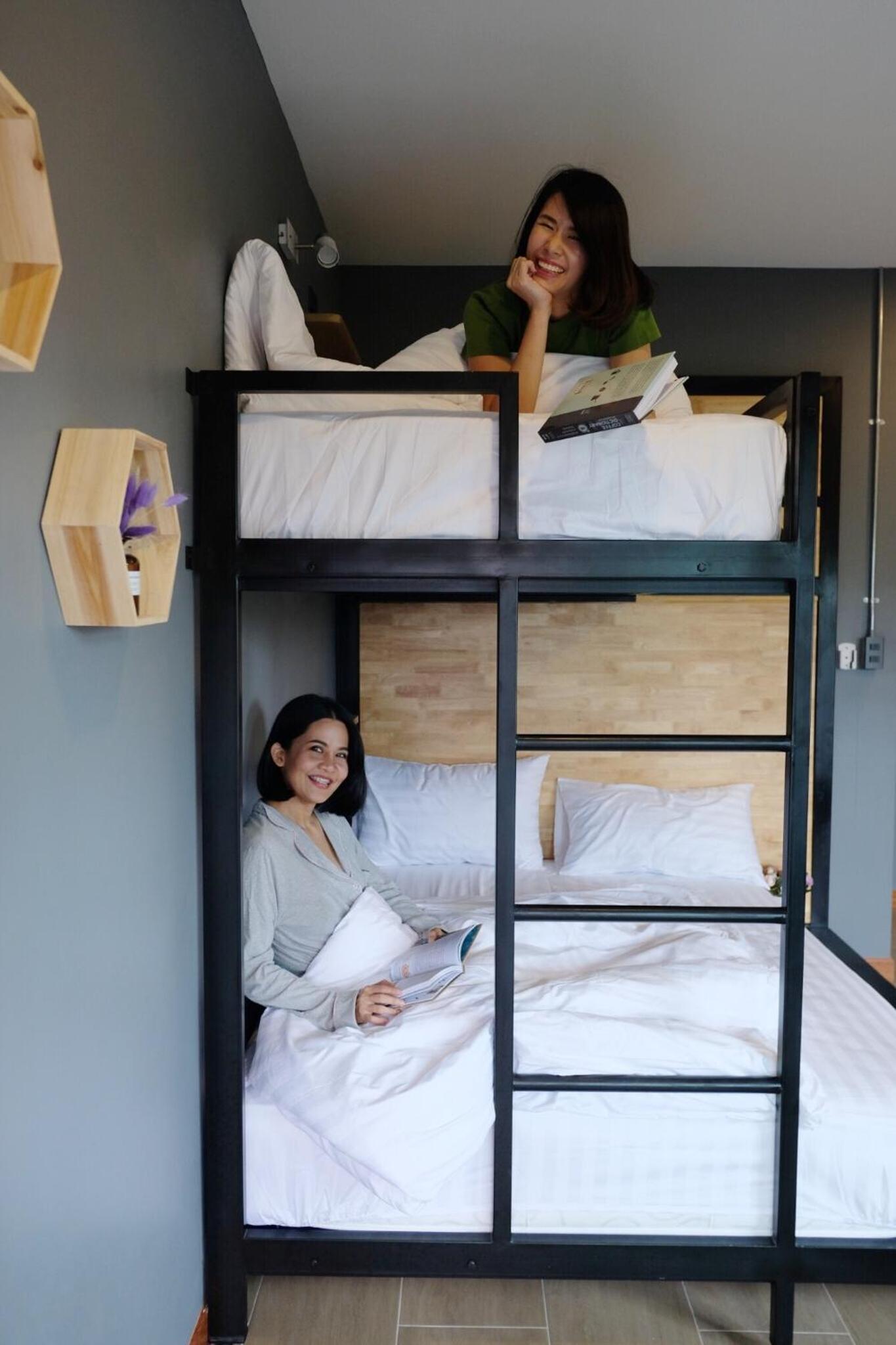 Ray Hostel