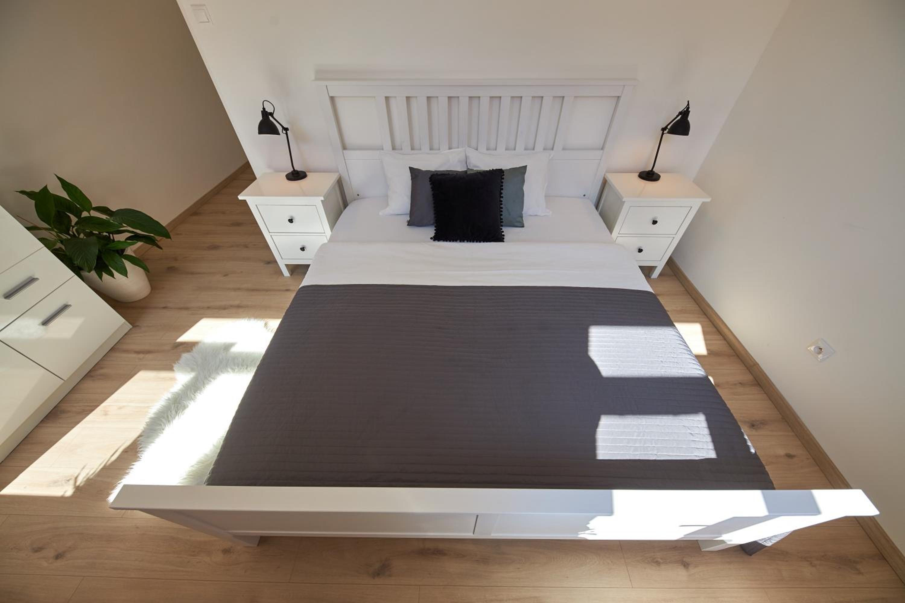 Le Monde Apartment Bratislava - amazing 5BDR in downtown view 2