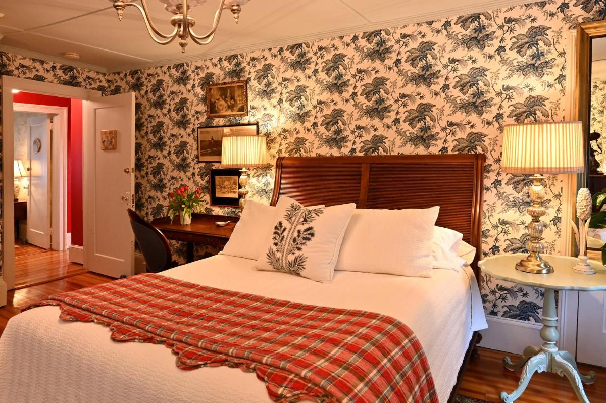 Hilltop House Bed Breakfast - Property Image 42