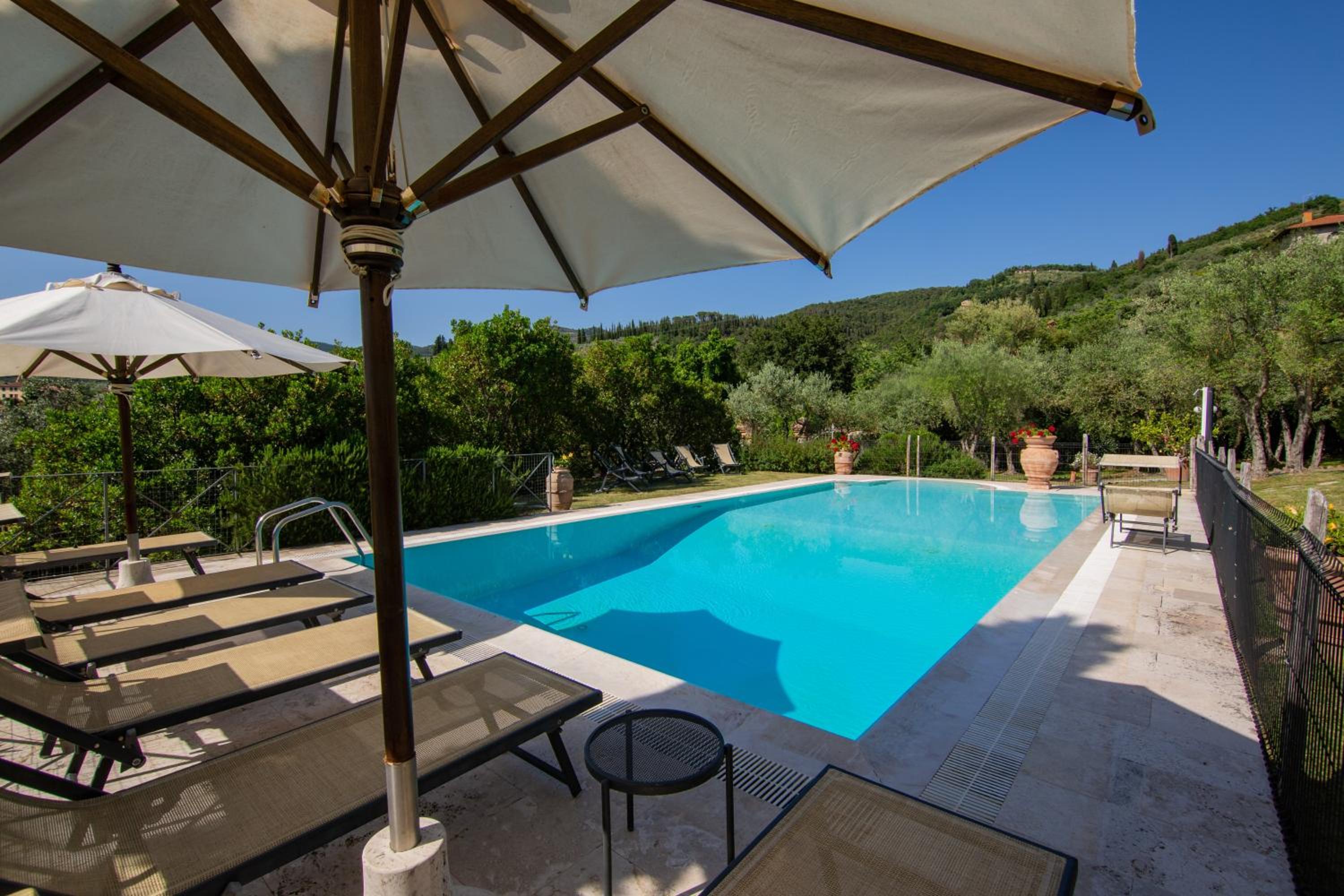 Villa Degli Olivi view 3