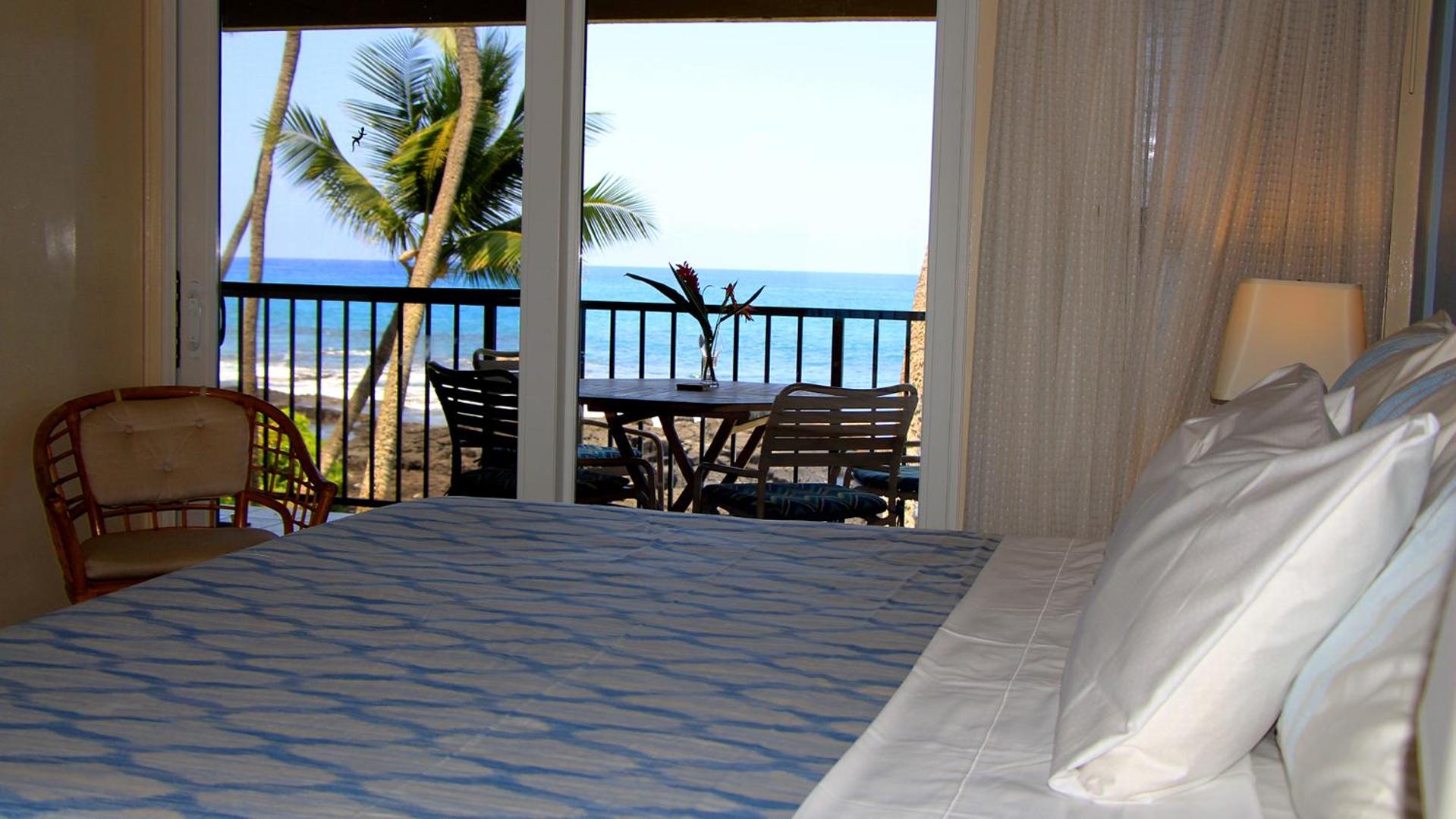 Oceanfront-Incredible Views, Surf Break & Romantic Sunsets at Bali Kai 223 view 4