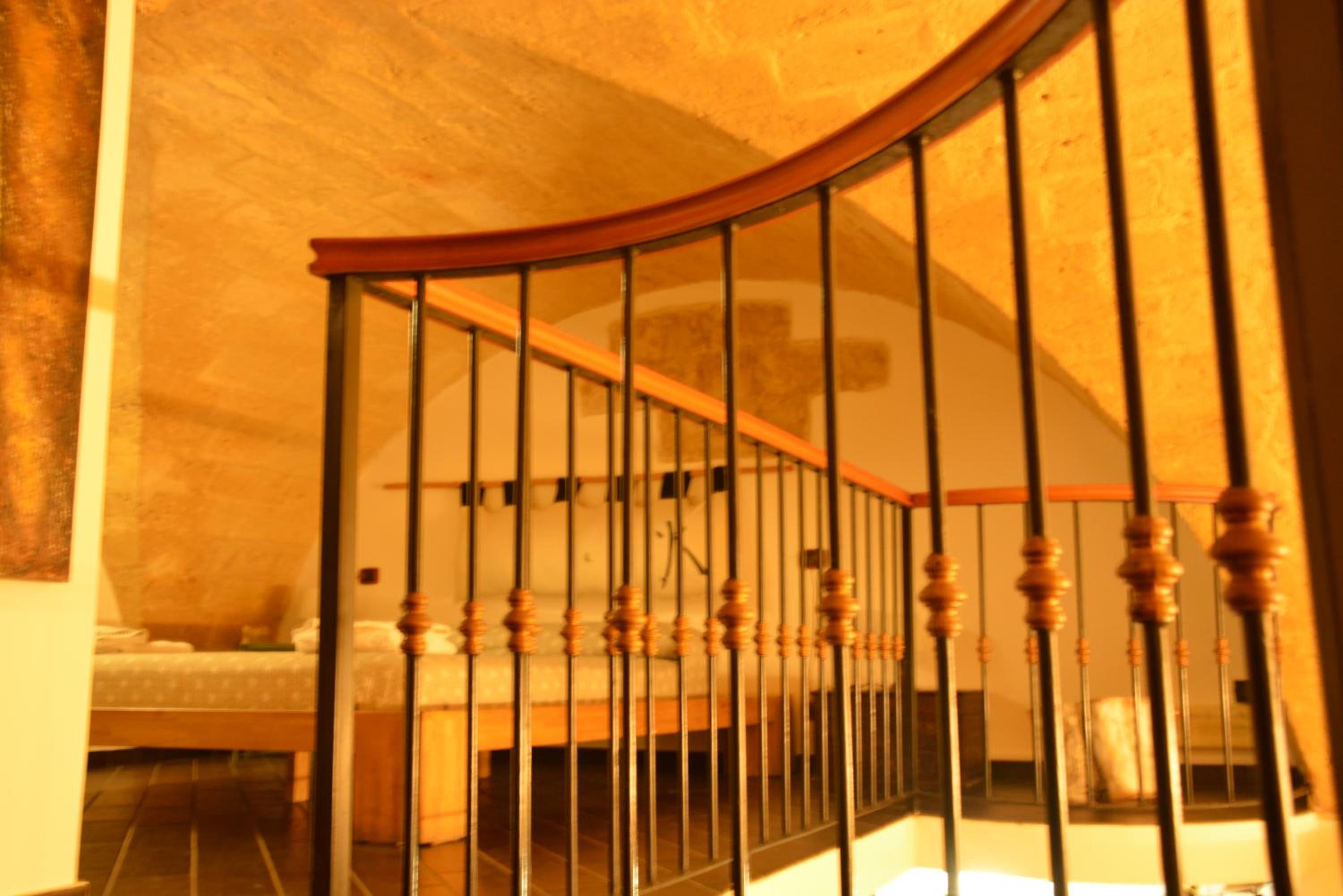 VersoSud cave en Bari — hotel room