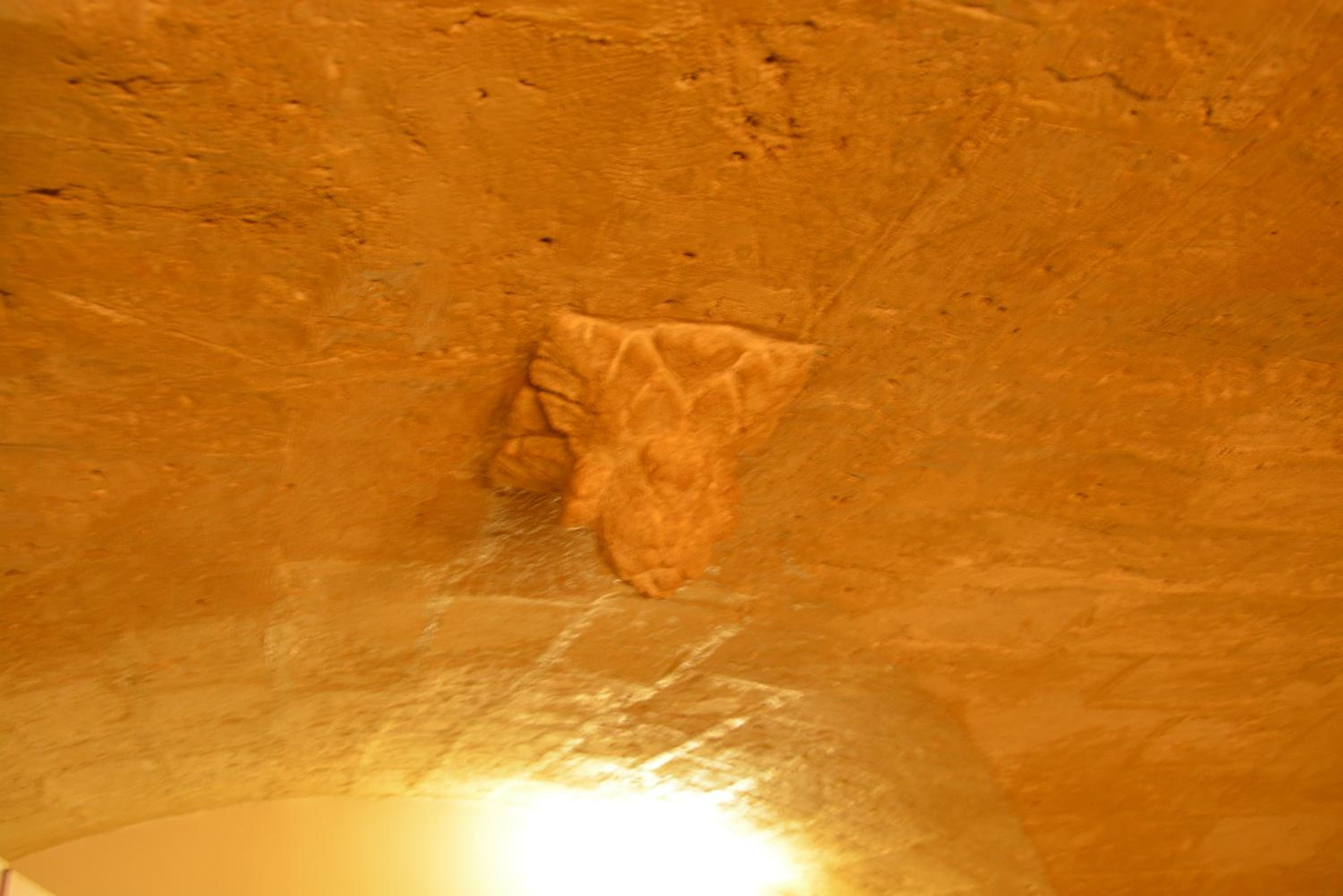 VersoSud cave en Bari — other