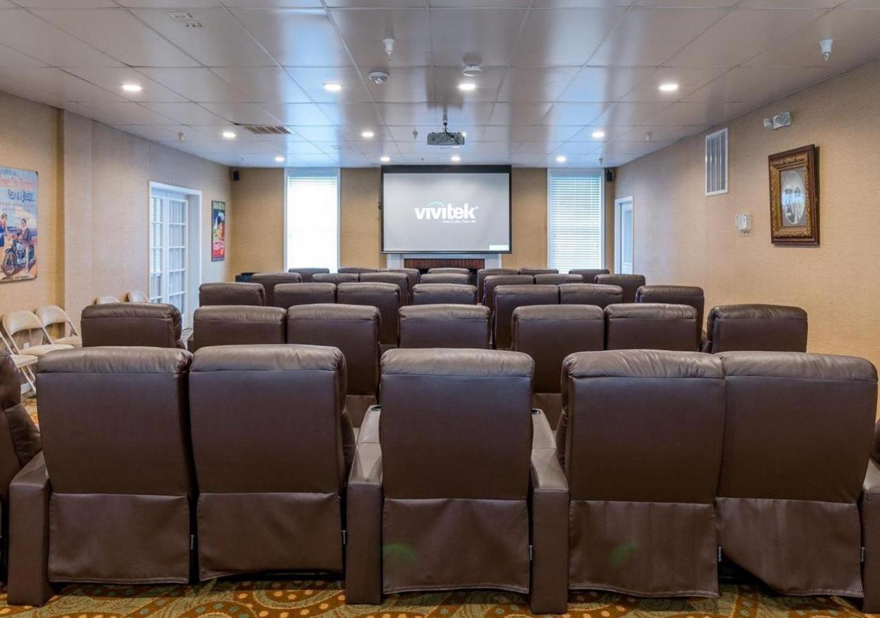 meeting & event spaces