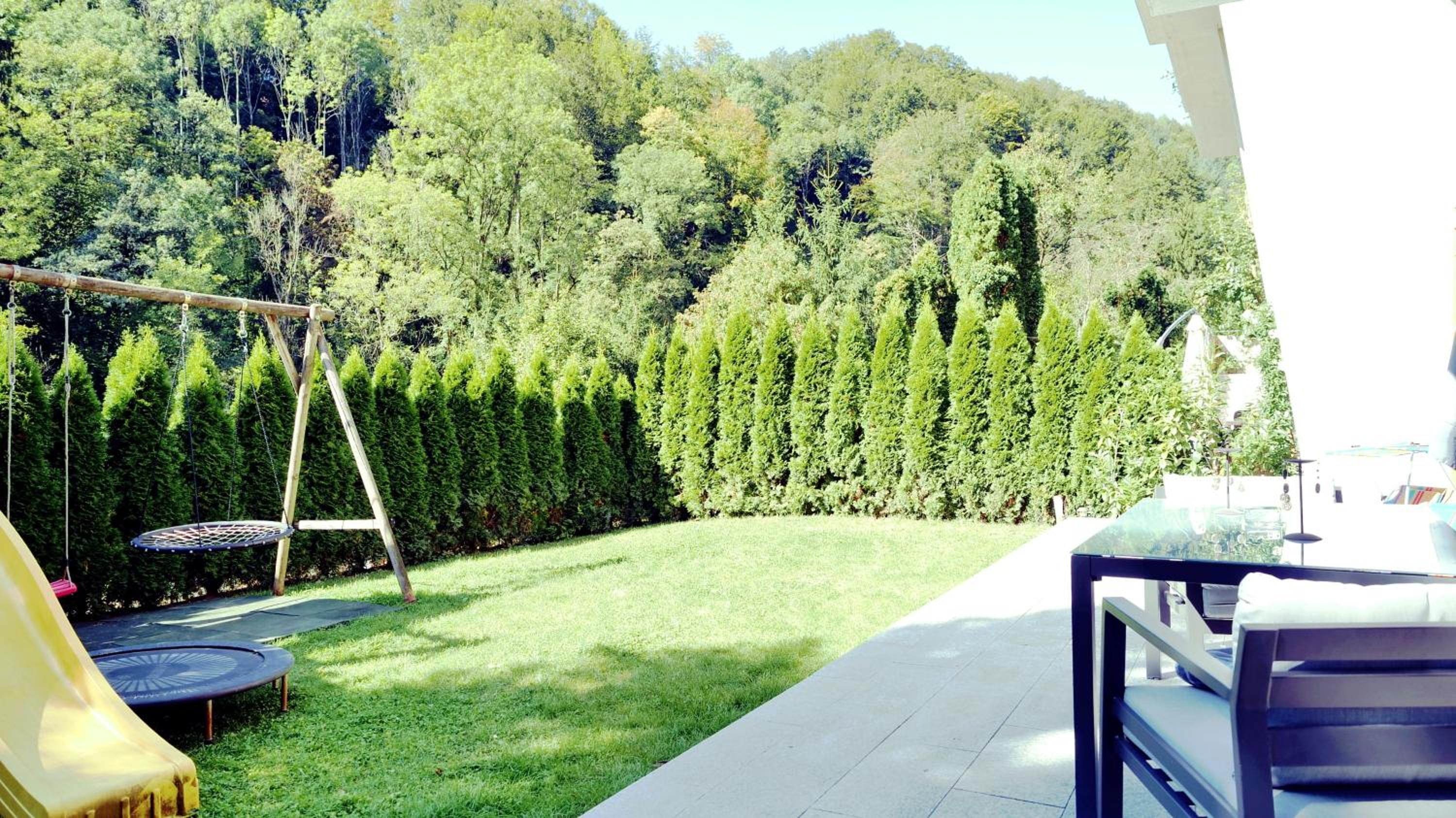 Flamind Holiday Apartments mit Garten und Grill