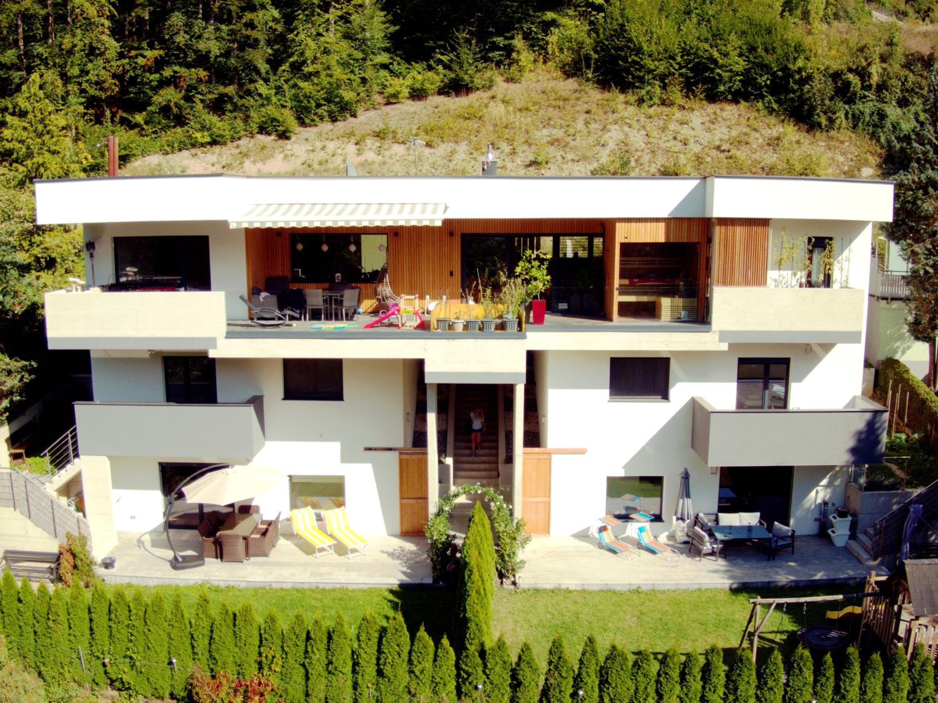 Flamind Holiday Apartments mit Garten und Grill