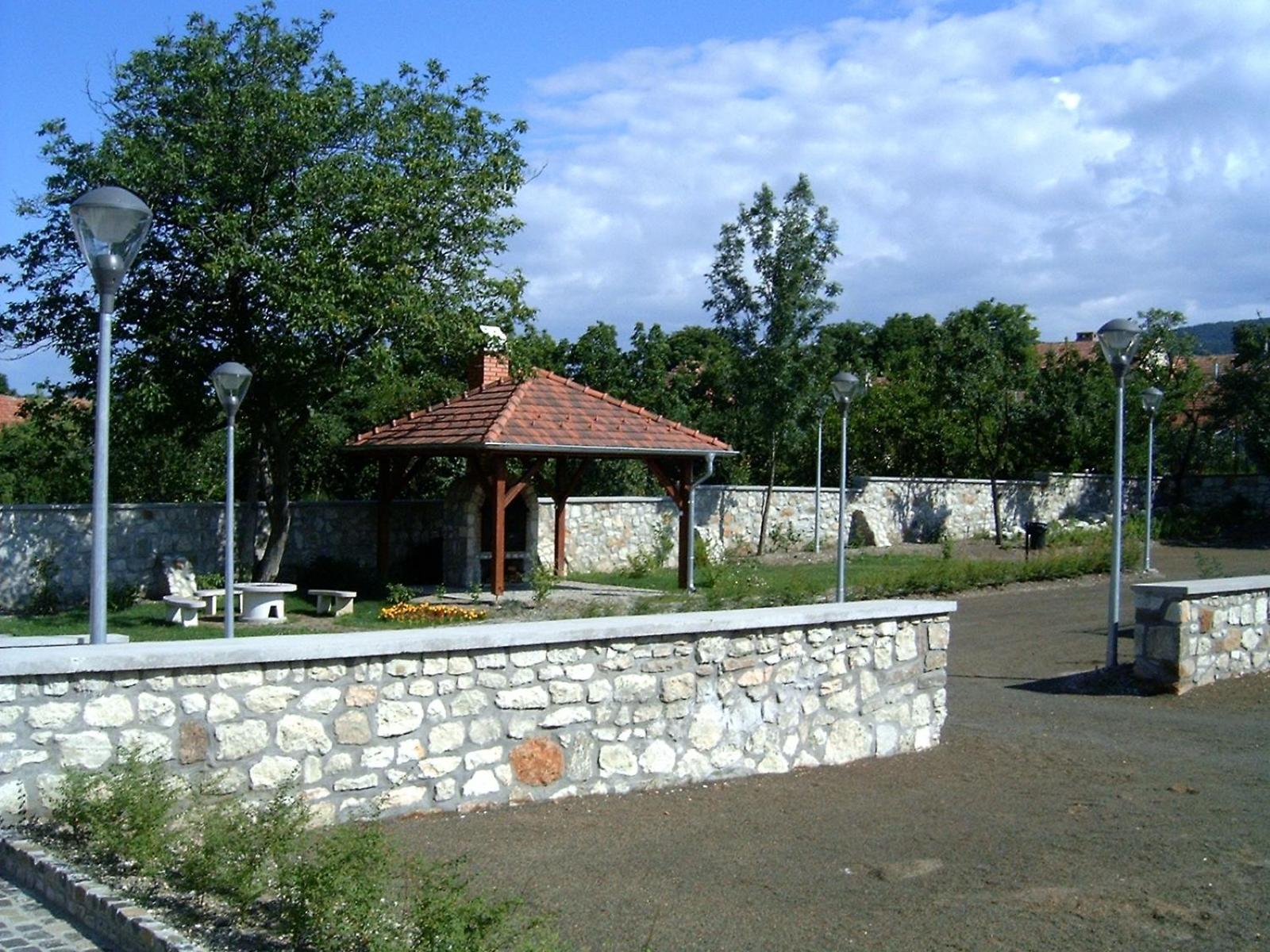 Photo 21