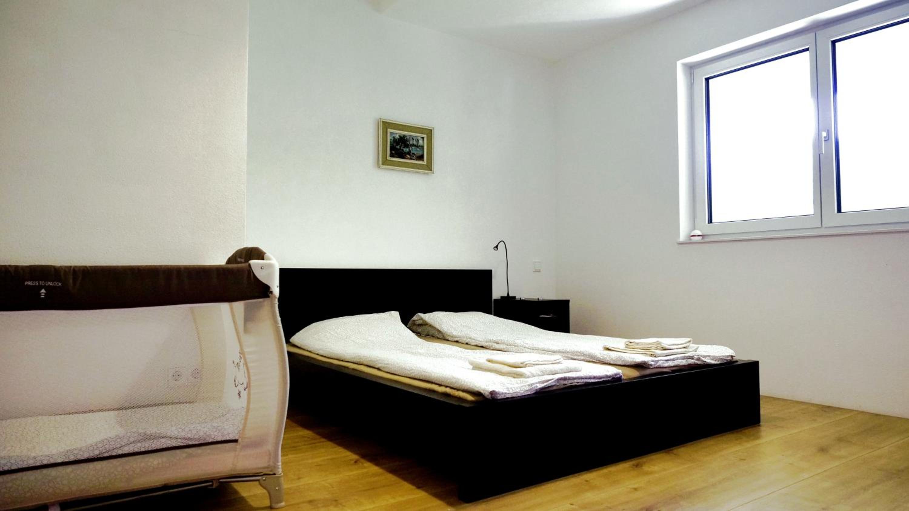 Flamind Holiday Apartments mit Garten und Grill