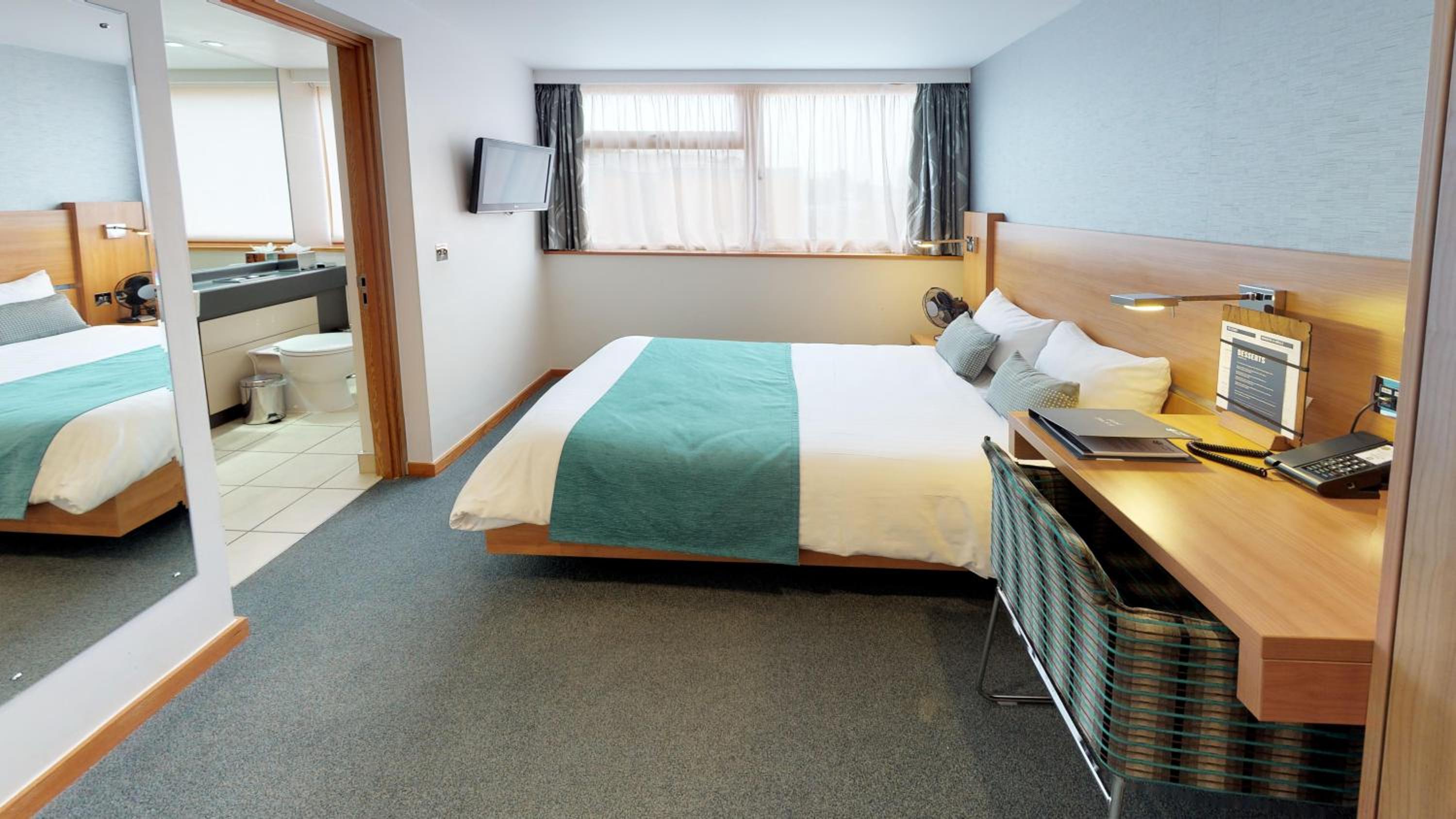 Leicester Vacations - College Court Hotel - Property Image 27