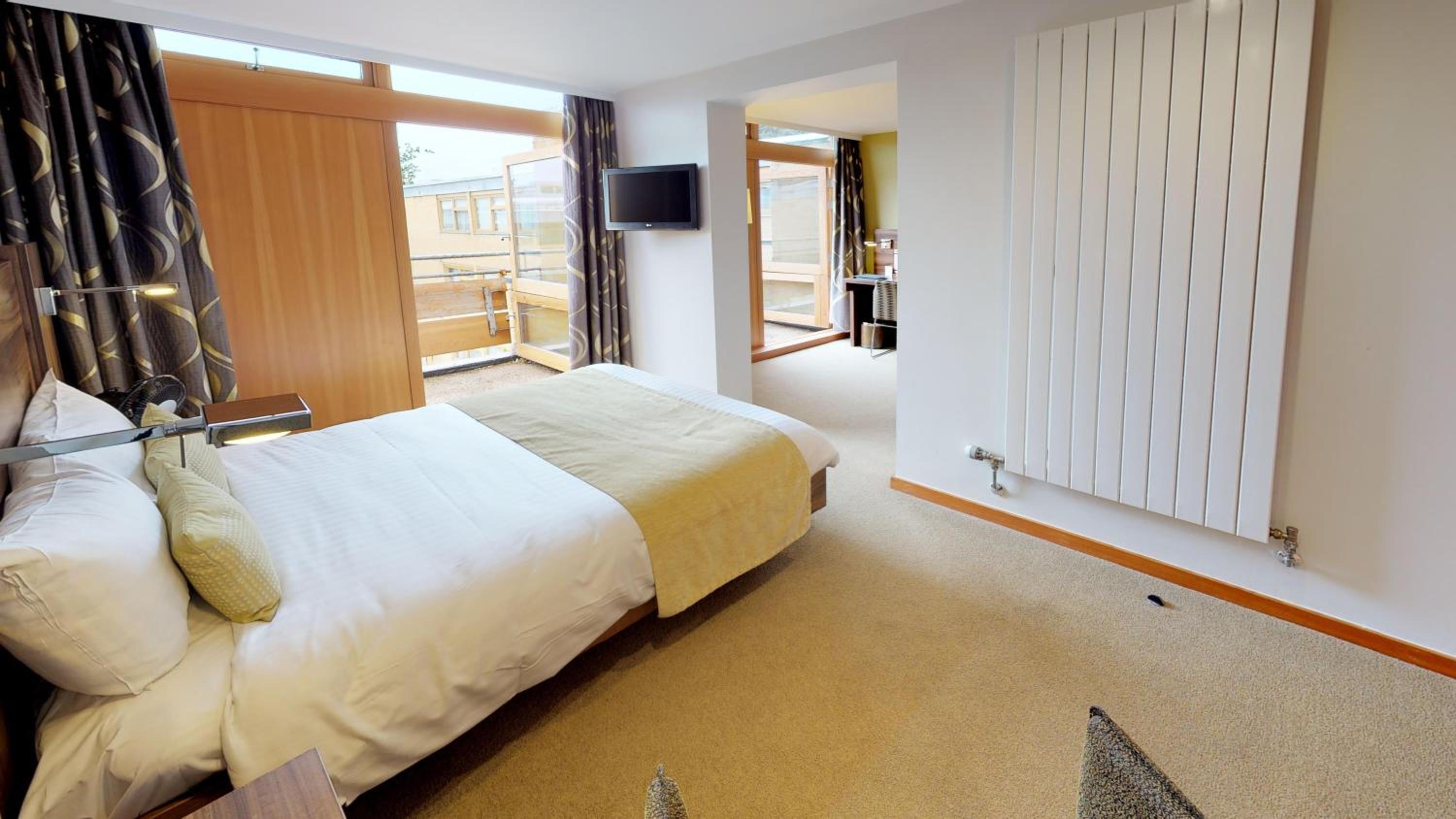 Leicester Vacations - College Court Hotel - Property Image 37