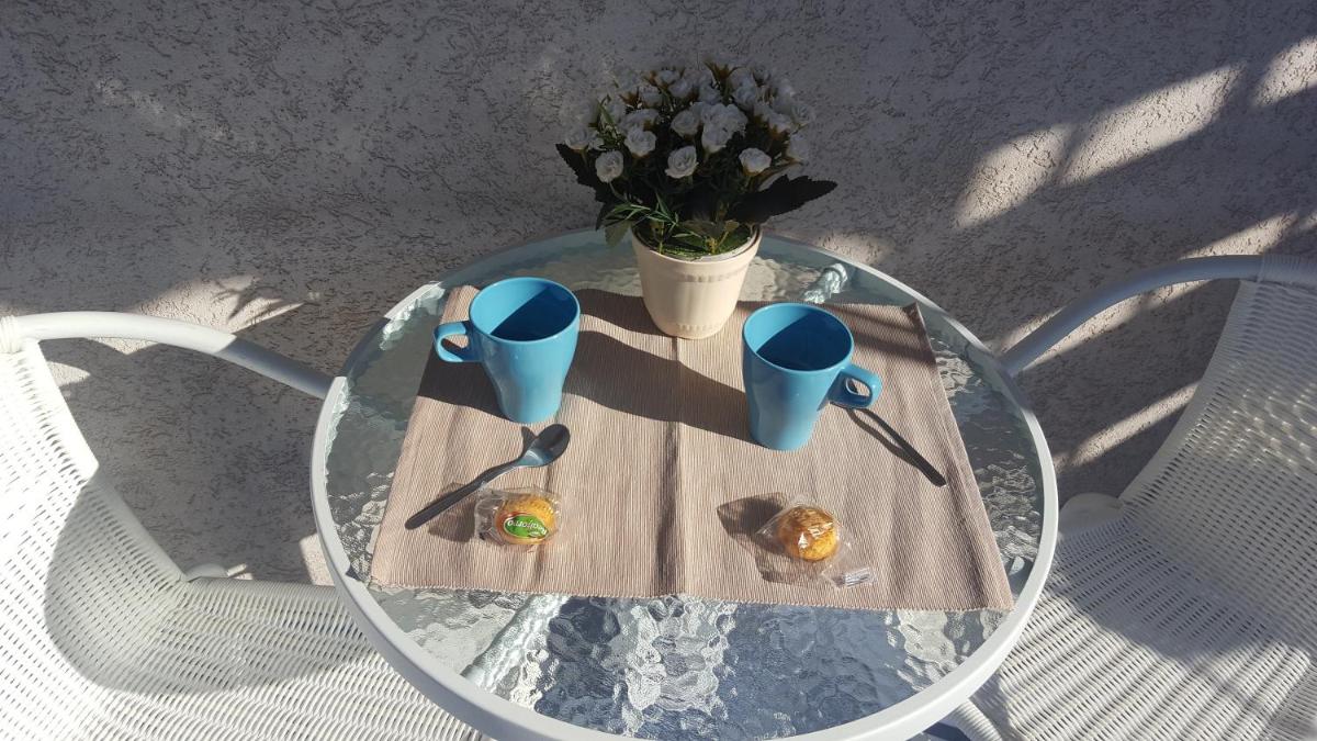 Hotel Lovely Apartment - Image 1