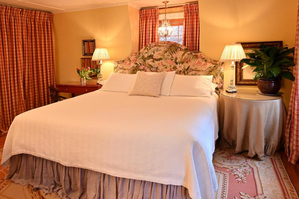 Hilltop House Bed Breakfast - Property Image 39