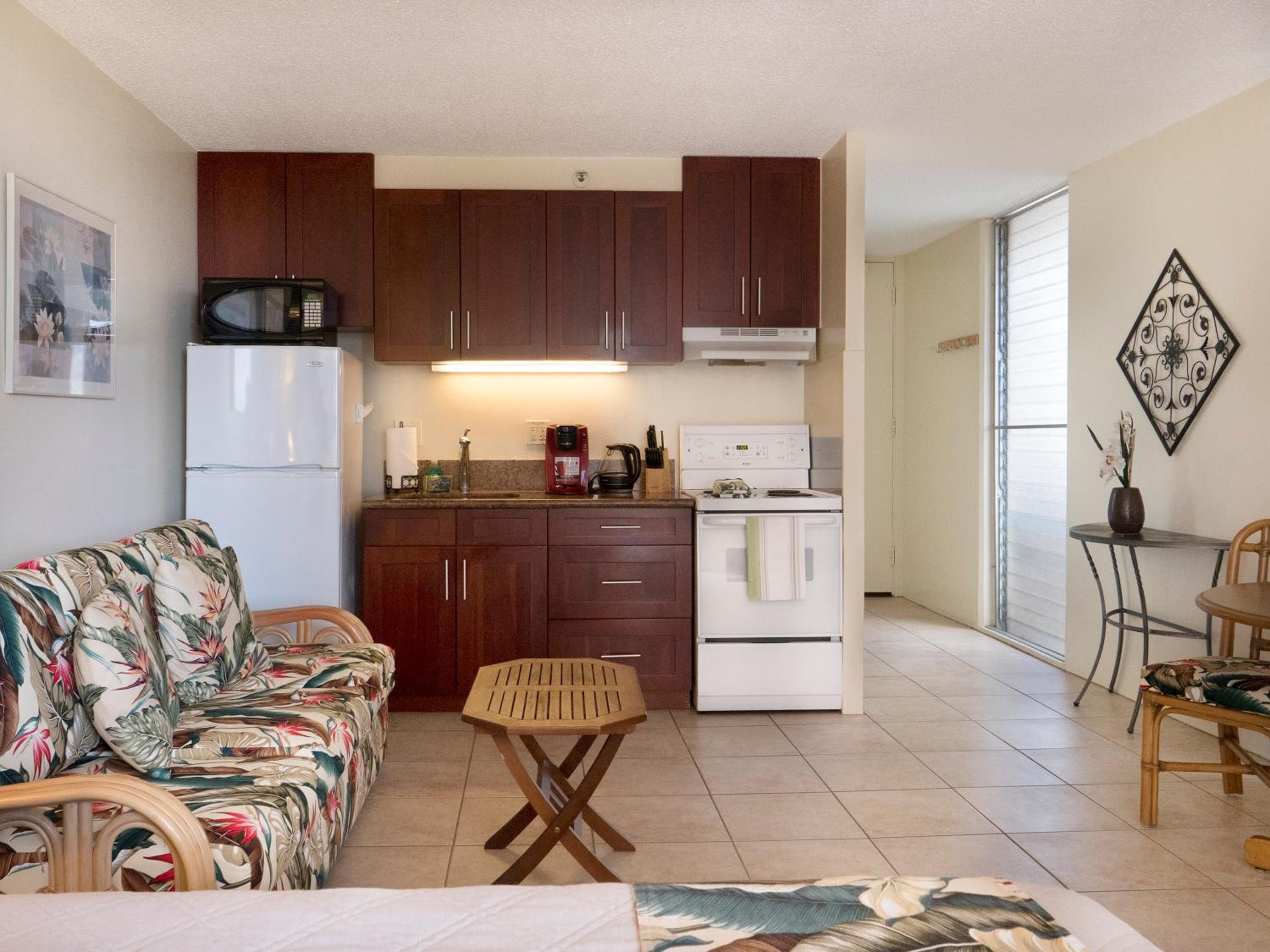 Tropical Studios at Marine Surf Waikiki - FREE PARKING - BEST LOCATION - FULL KITCHEN - SWIMMING POOL 照片第 154 張,共 263 張
