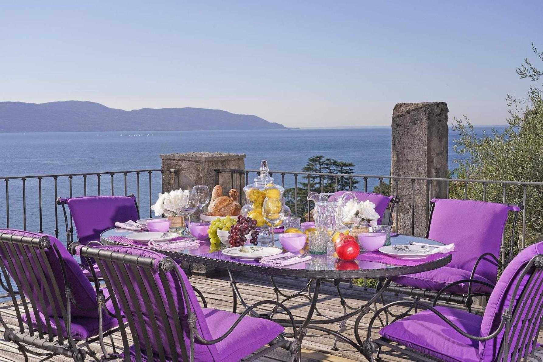 Villa Rachele: stunning luxury villa in centre Gargnano with private pool and breathtaking views photo 3