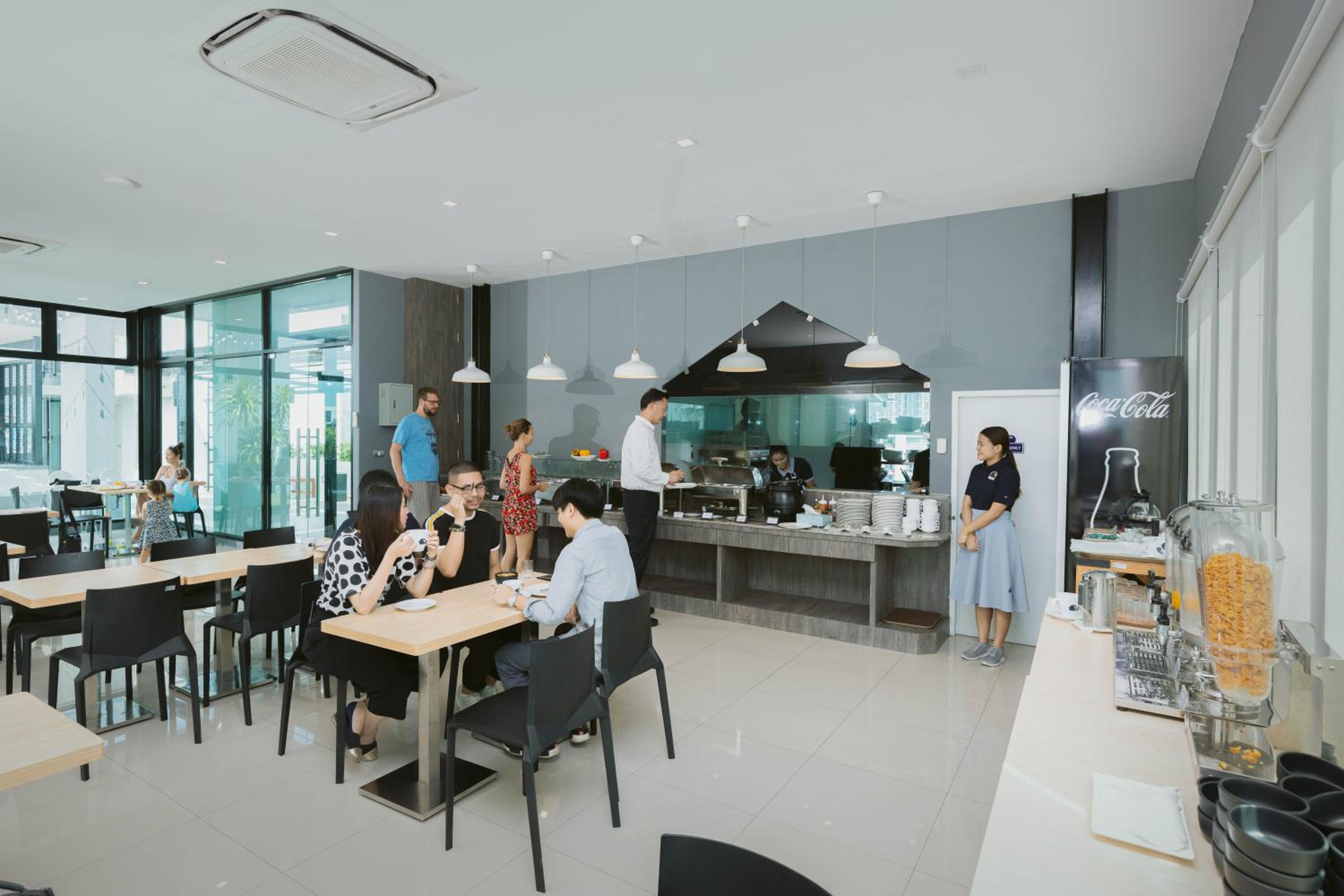 Kokotel Bangkok Sukhumvit 50