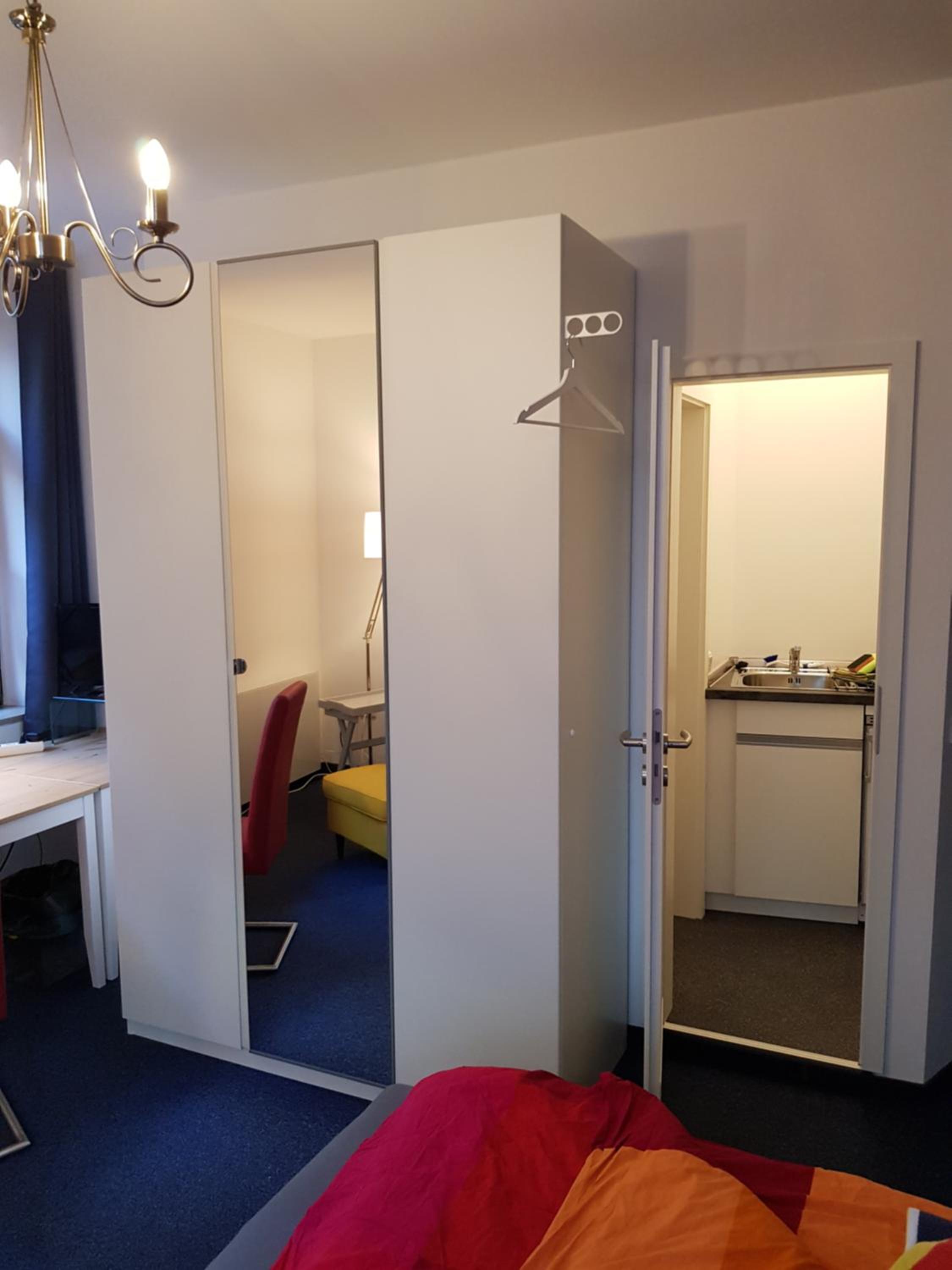 hotel room