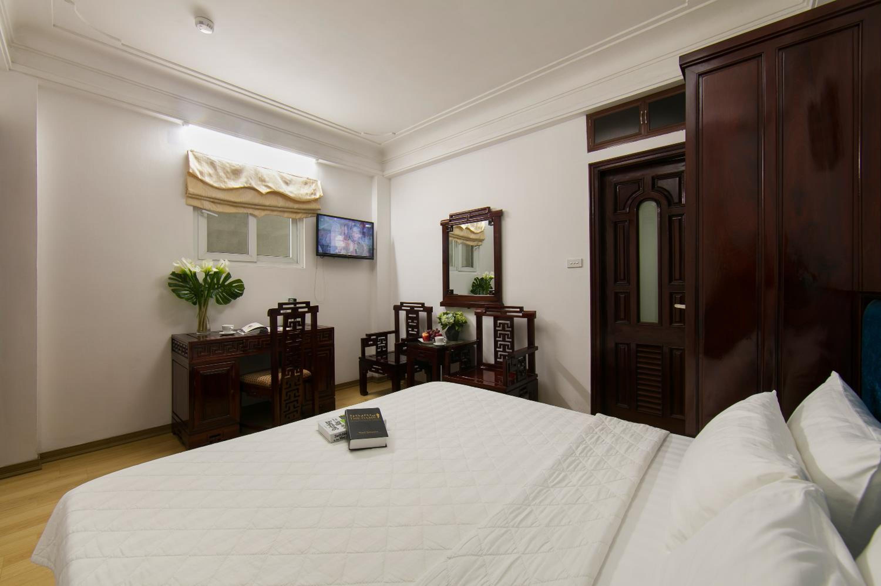 Little Hanoi Hotel