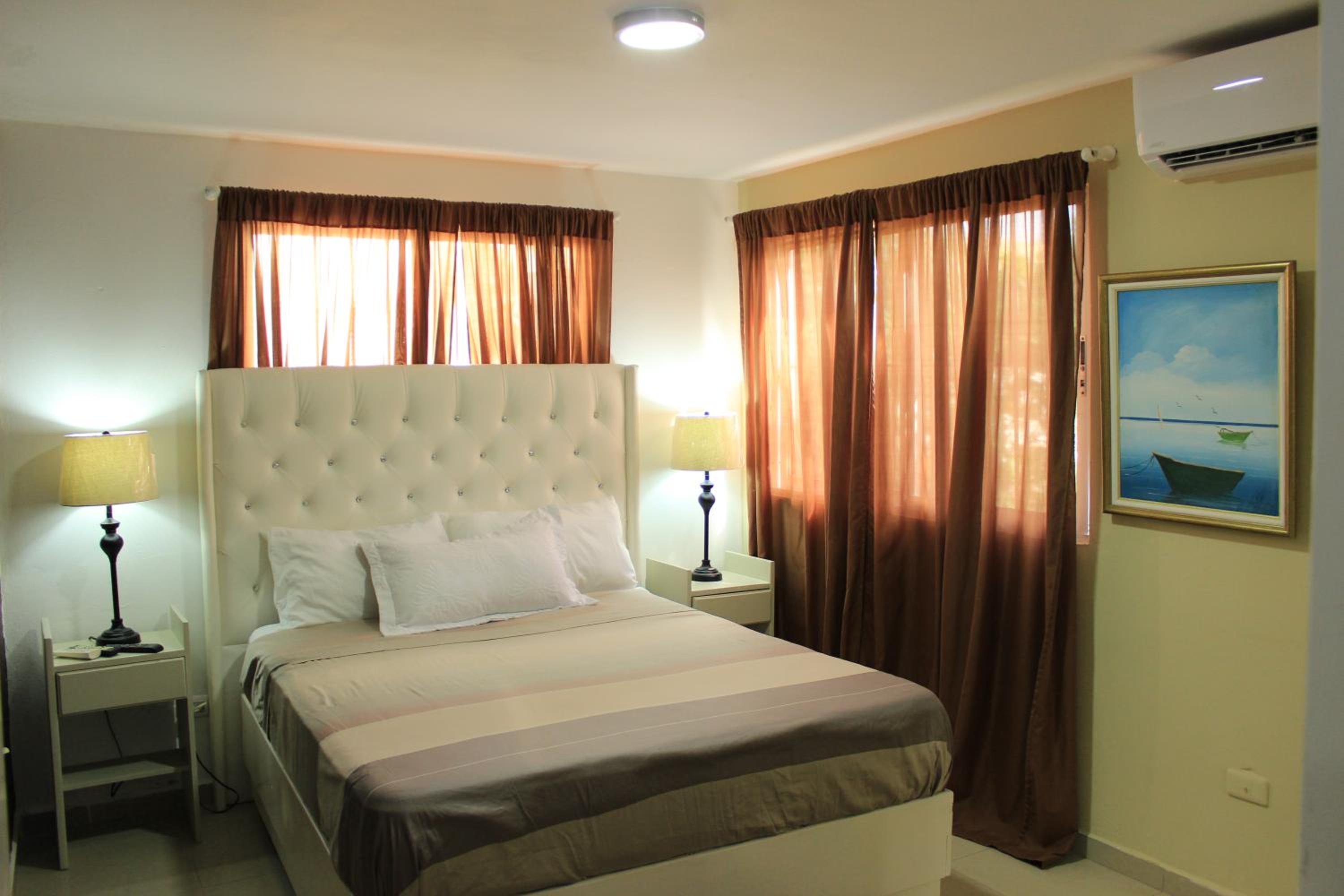 Fully Equipped New 3br Apt dt 2mins To The Beach view 3