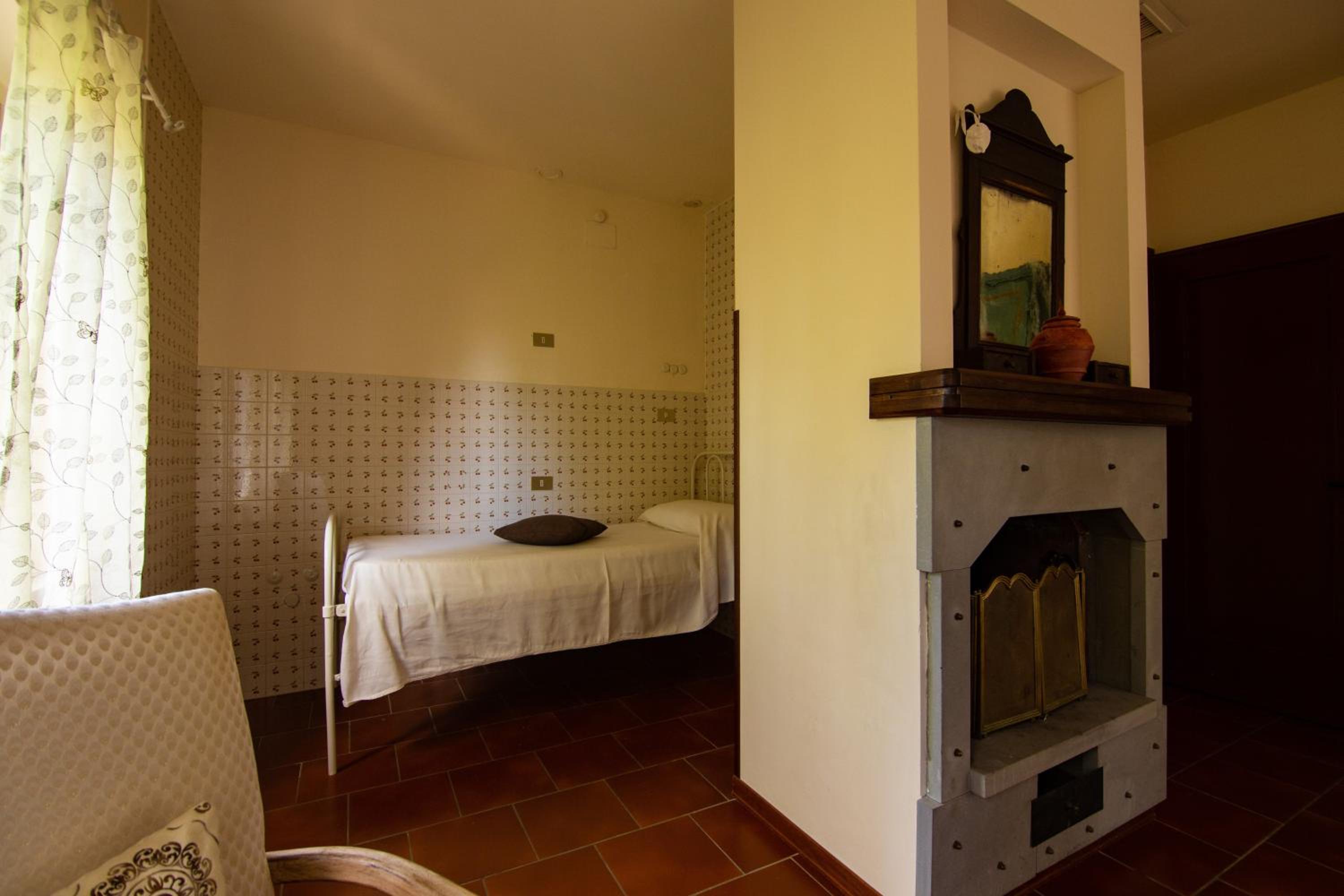 Photo 43