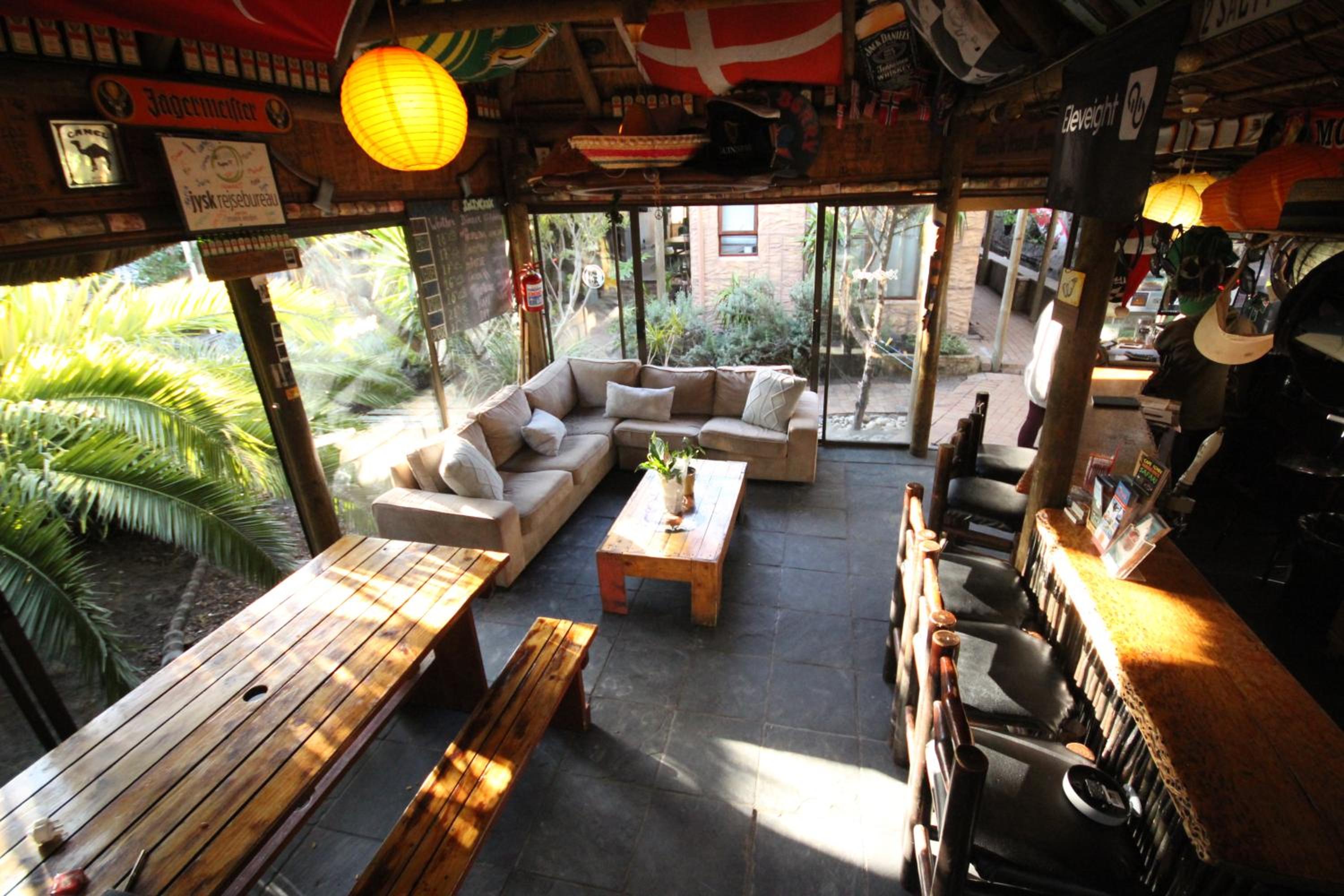 Saltycrax Backpackers and Surf Hostel view 3