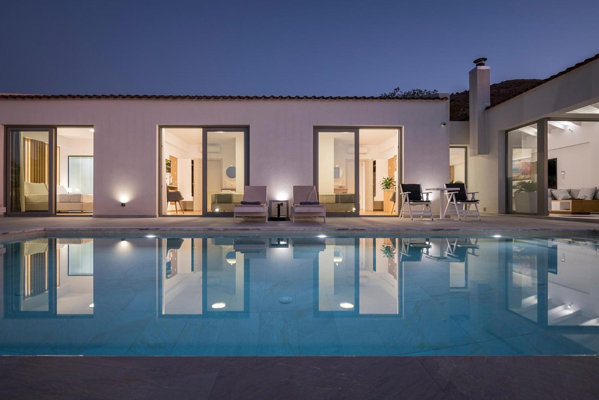 Villa White Harmony