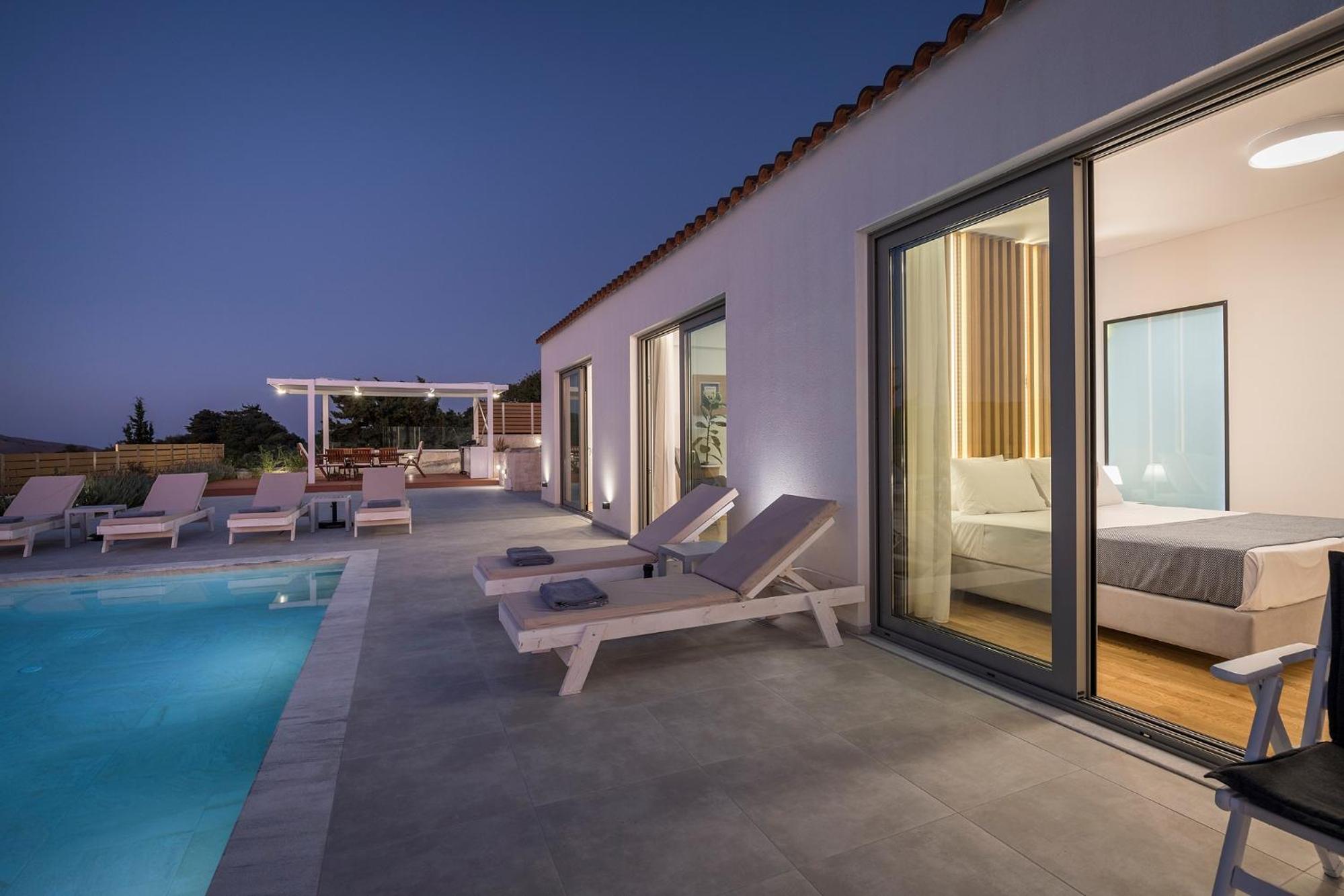 Villa White Harmony