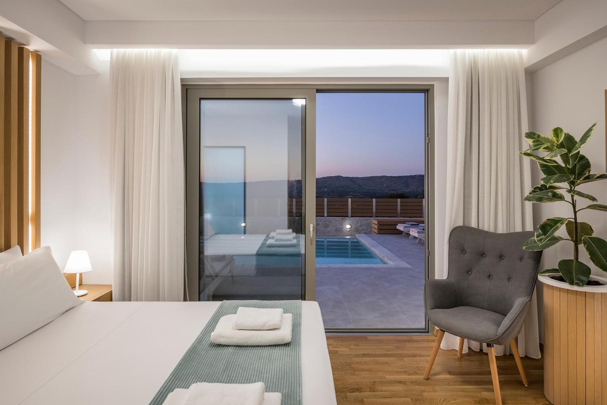 Villa White Harmony