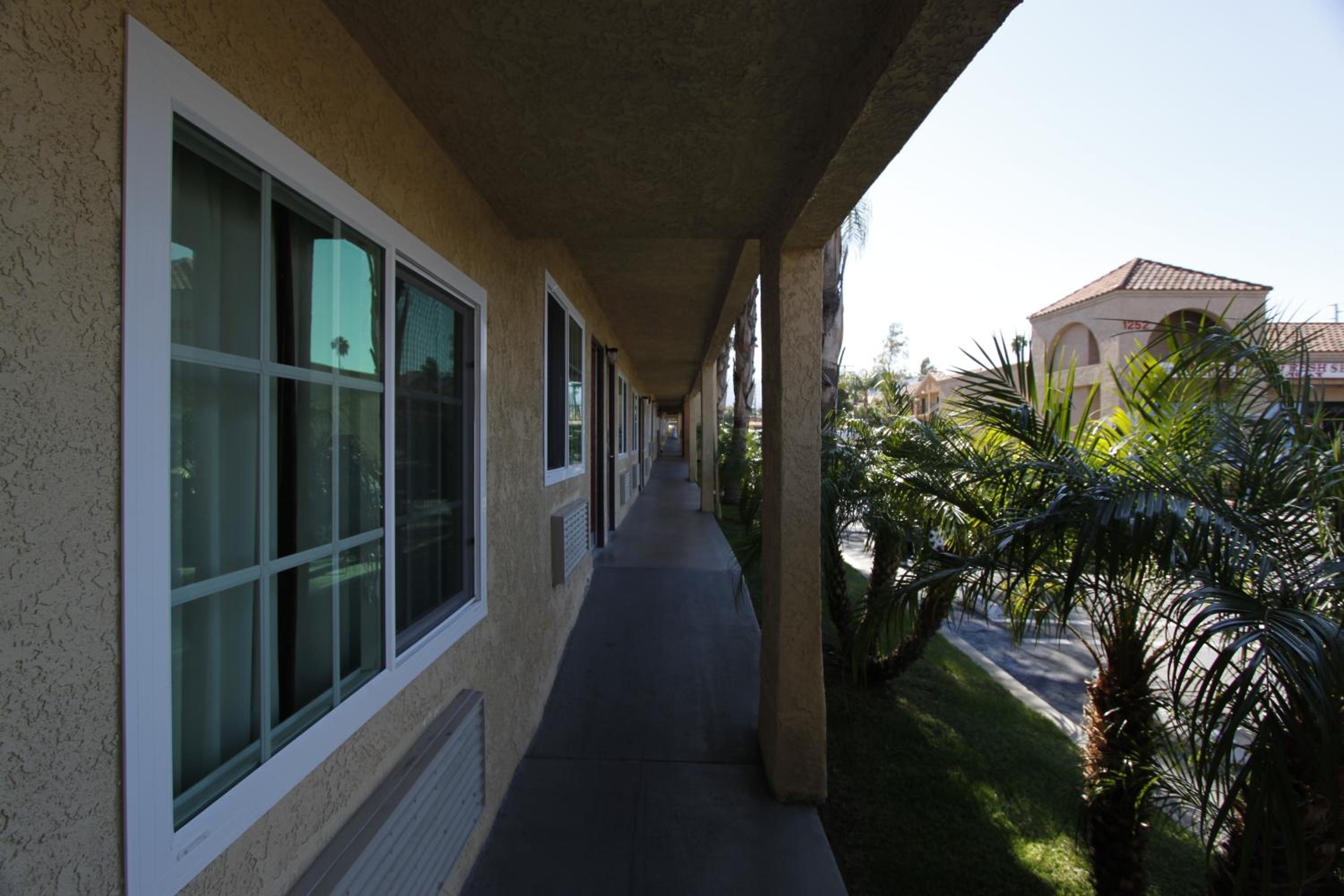 Corona Vacations - Welcome Inn Corona - Property Image 11