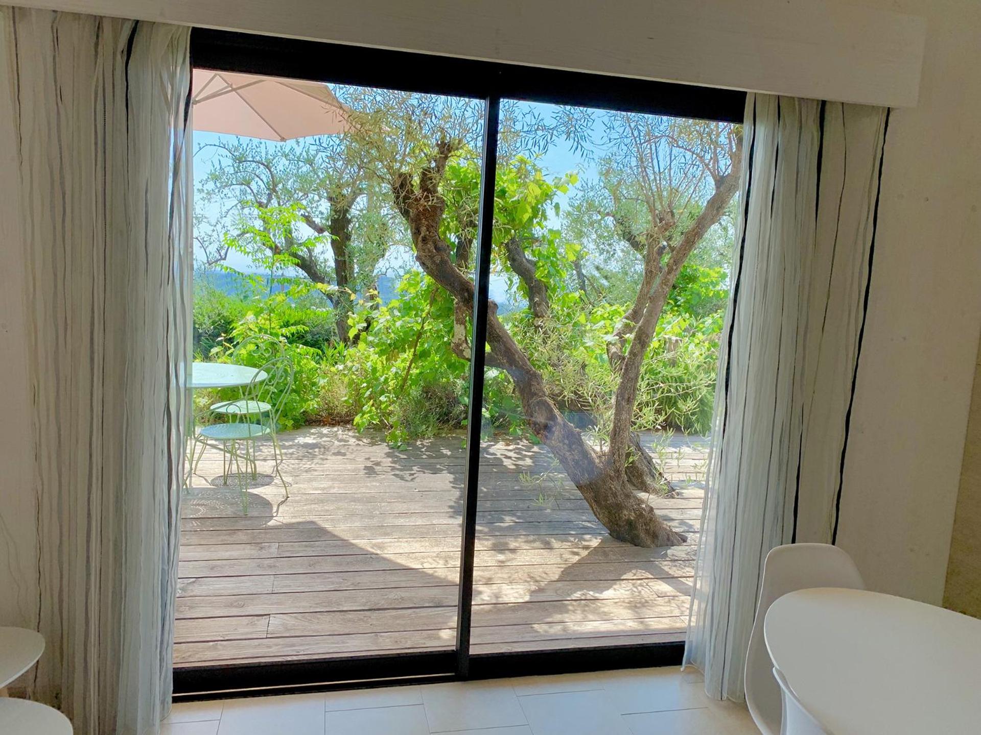 Maison d'Hôtes Bleu Azur view 4