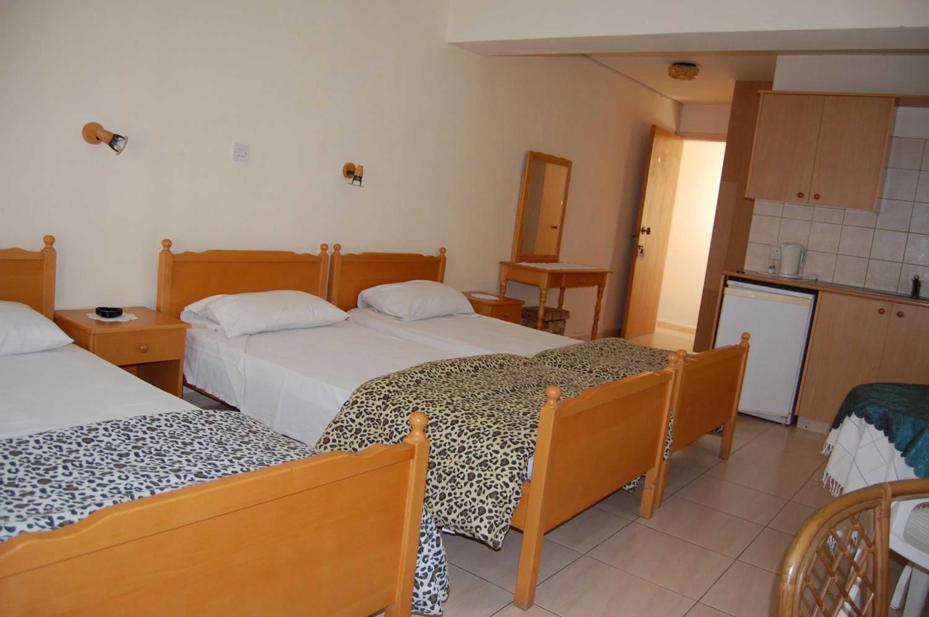 Nicos & Olympia Apartments