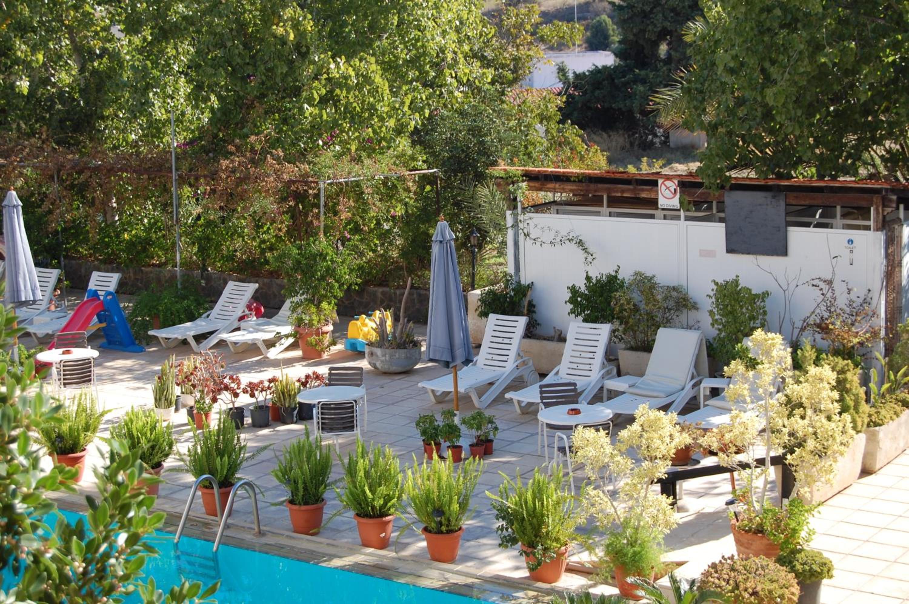 Nicos & Olympia Apartments