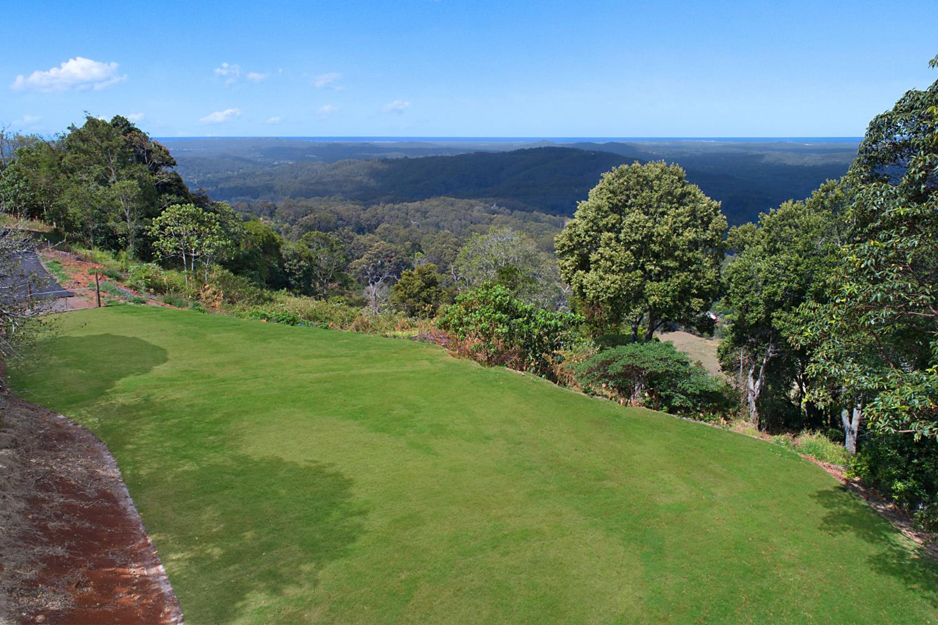 629 Balmoral Ridge