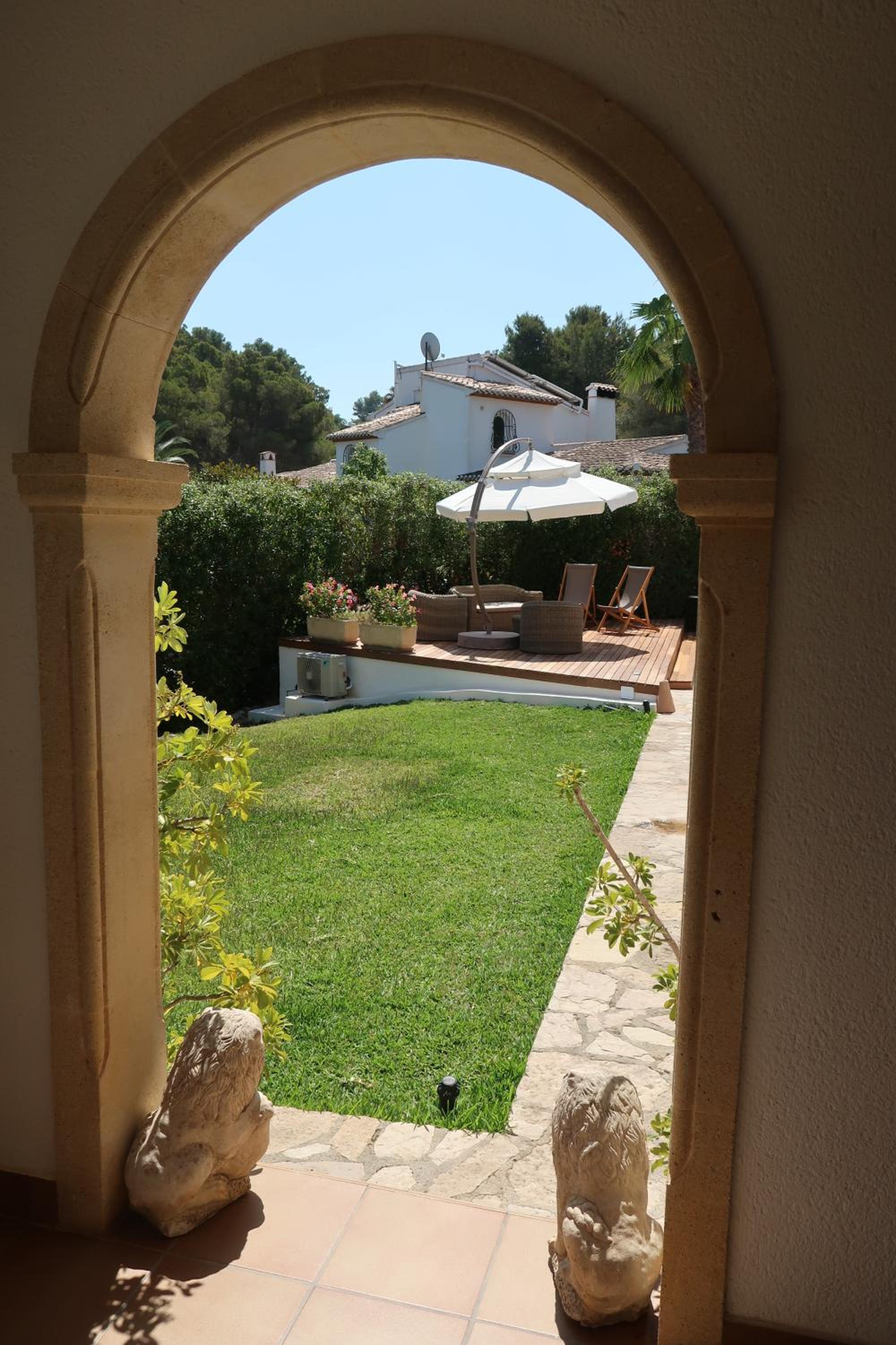 Photo 16